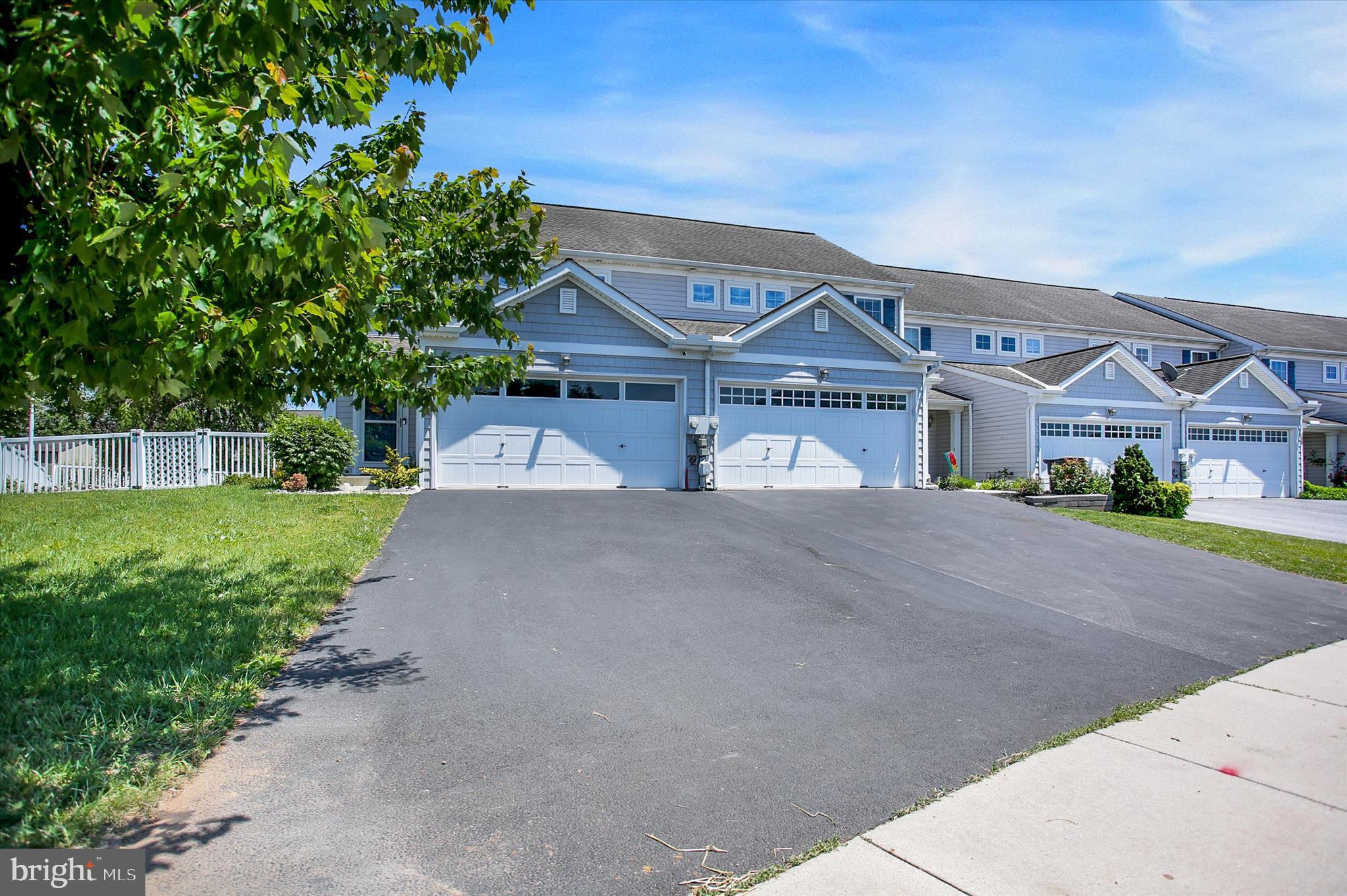 FOX RIDGE - Residential