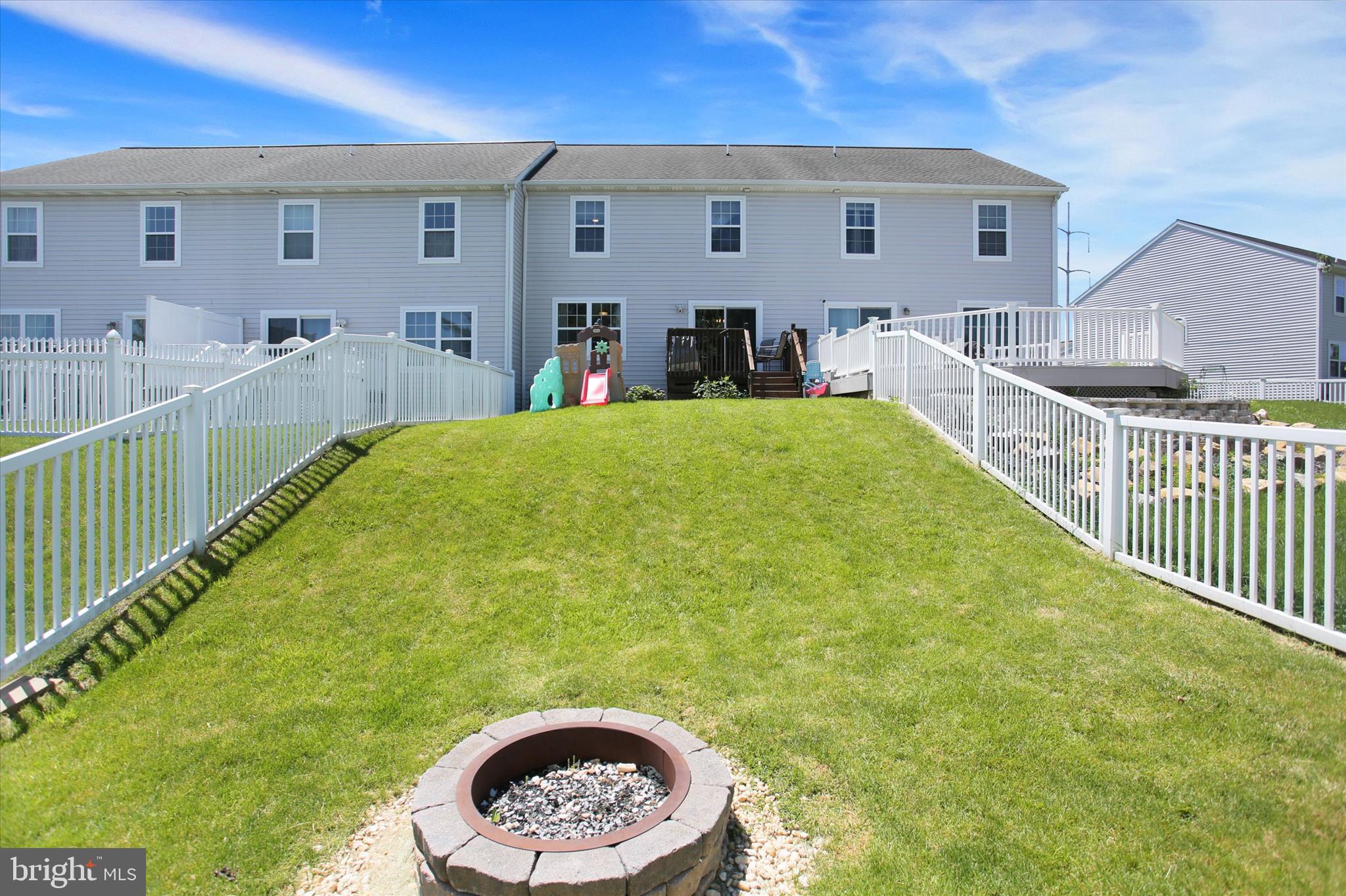 FOX RIDGE - Residential