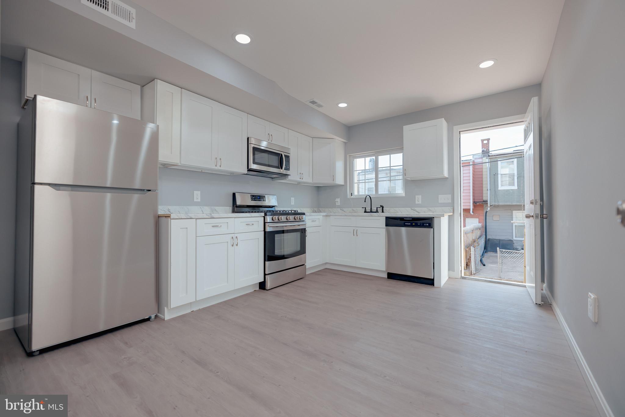 CLIFTON PARK - Residential