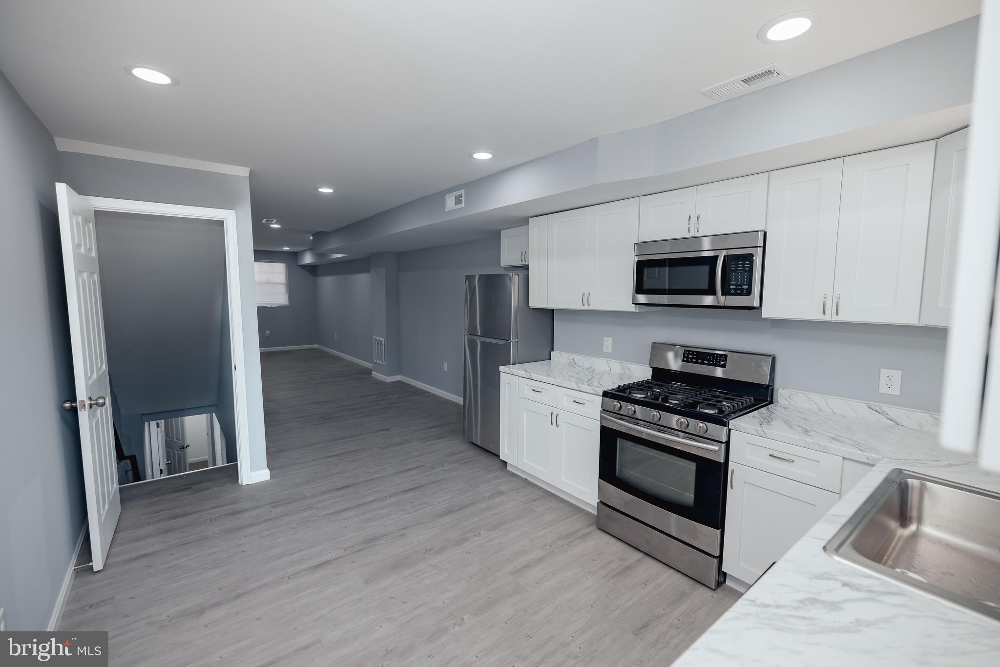 CLIFTON PARK - Residential