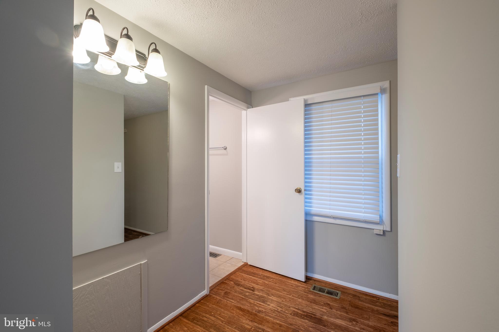 MILL CREEK SOUTH - Residential Lease