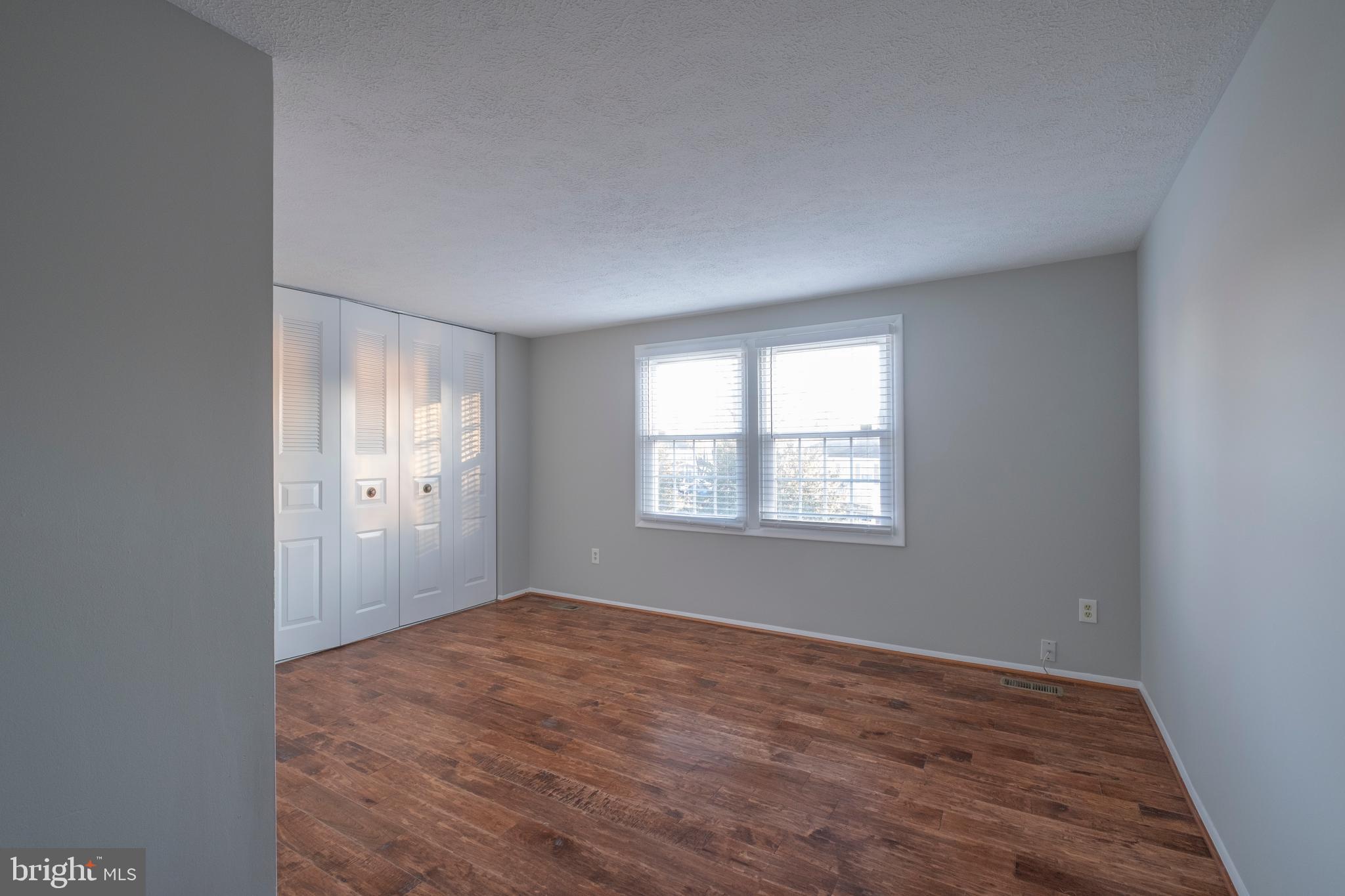 MILL CREEK SOUTH - Residential Lease