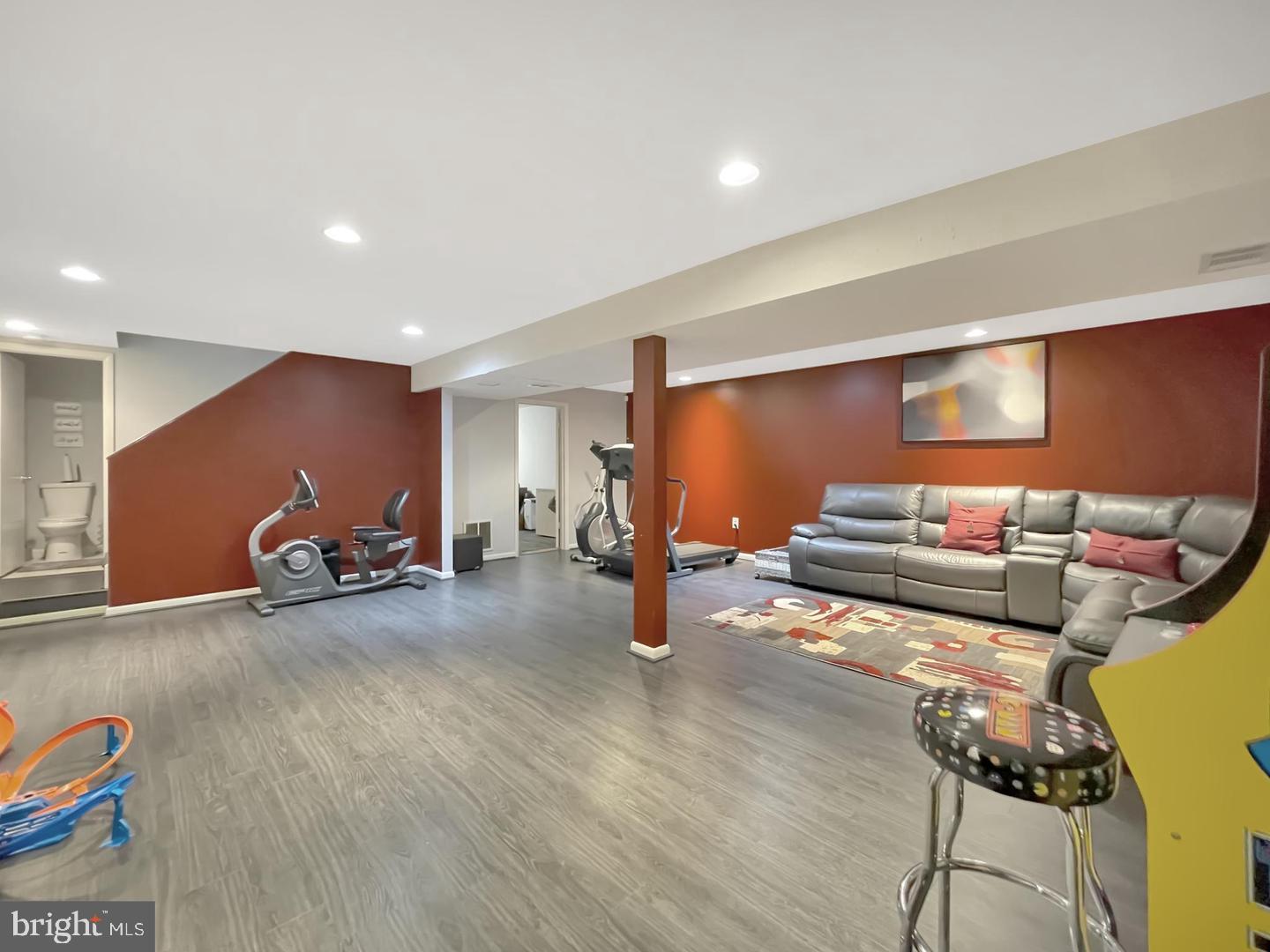 MILL CREEK SOUTH - Residential Lease