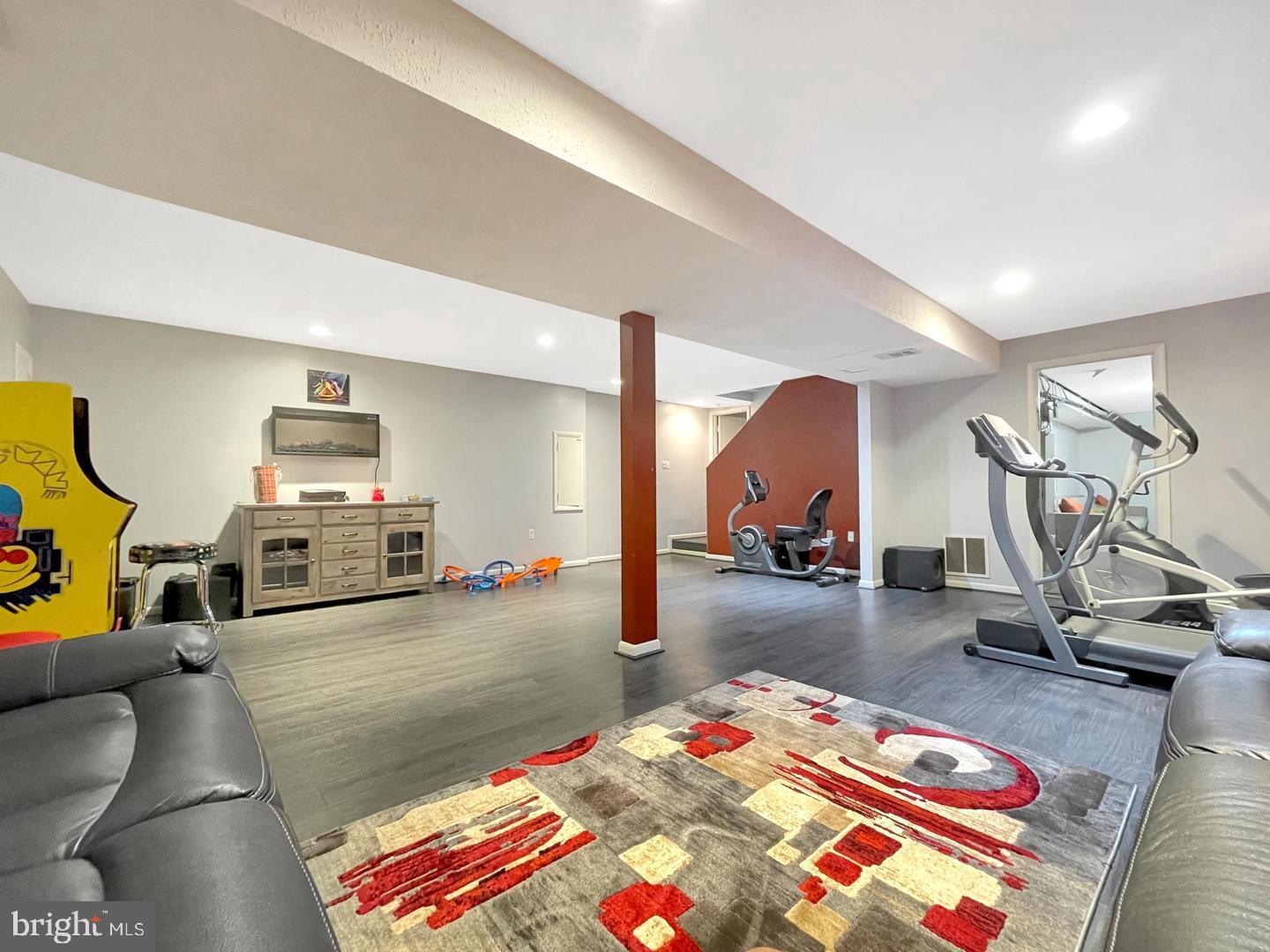 MILL CREEK SOUTH - Residential Lease