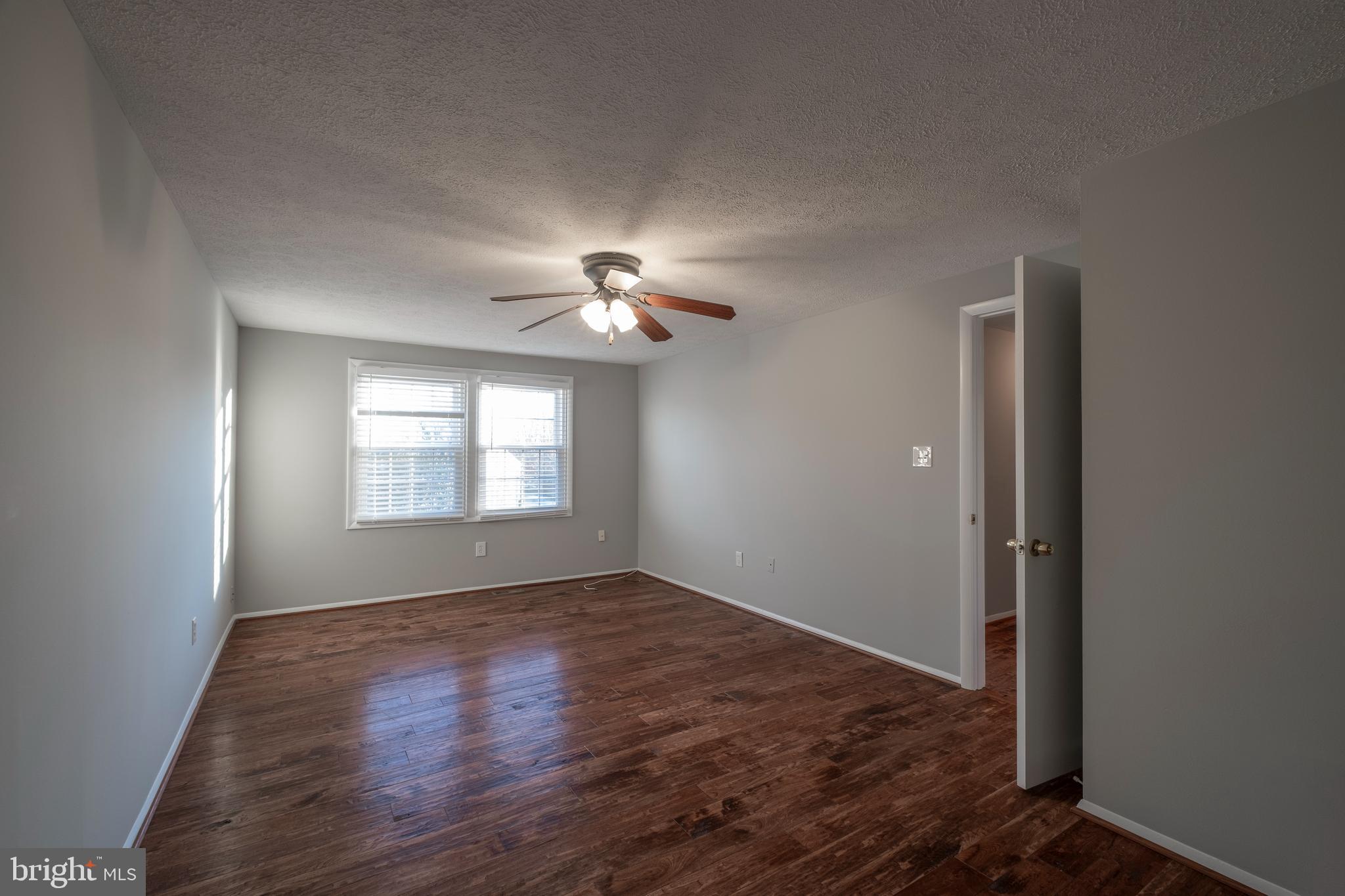 MILL CREEK SOUTH - Residential Lease