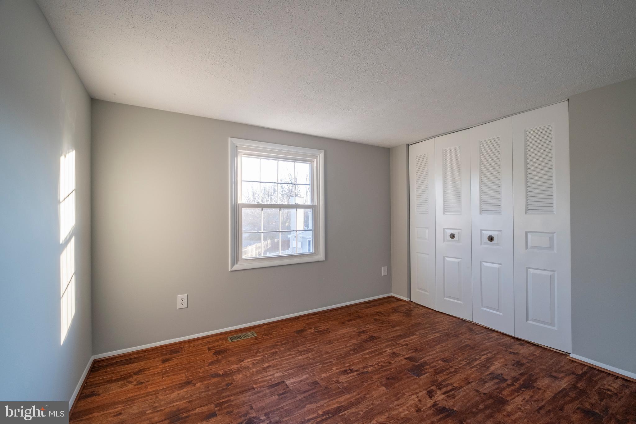 MILL CREEK SOUTH - Residential Lease