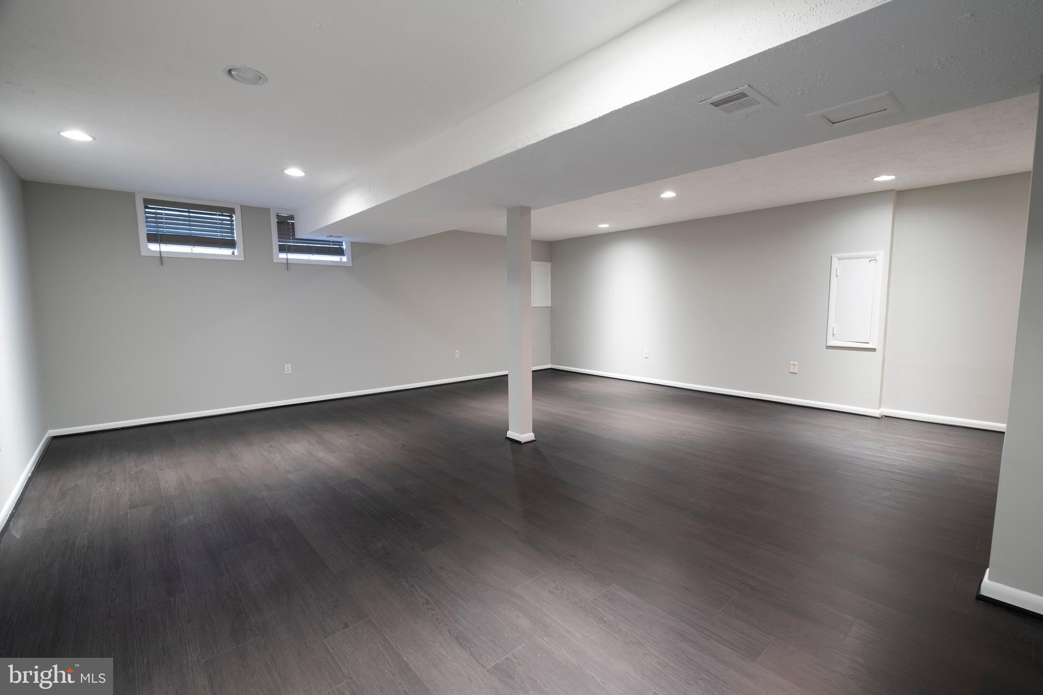 MILL CREEK SOUTH - Residential Lease