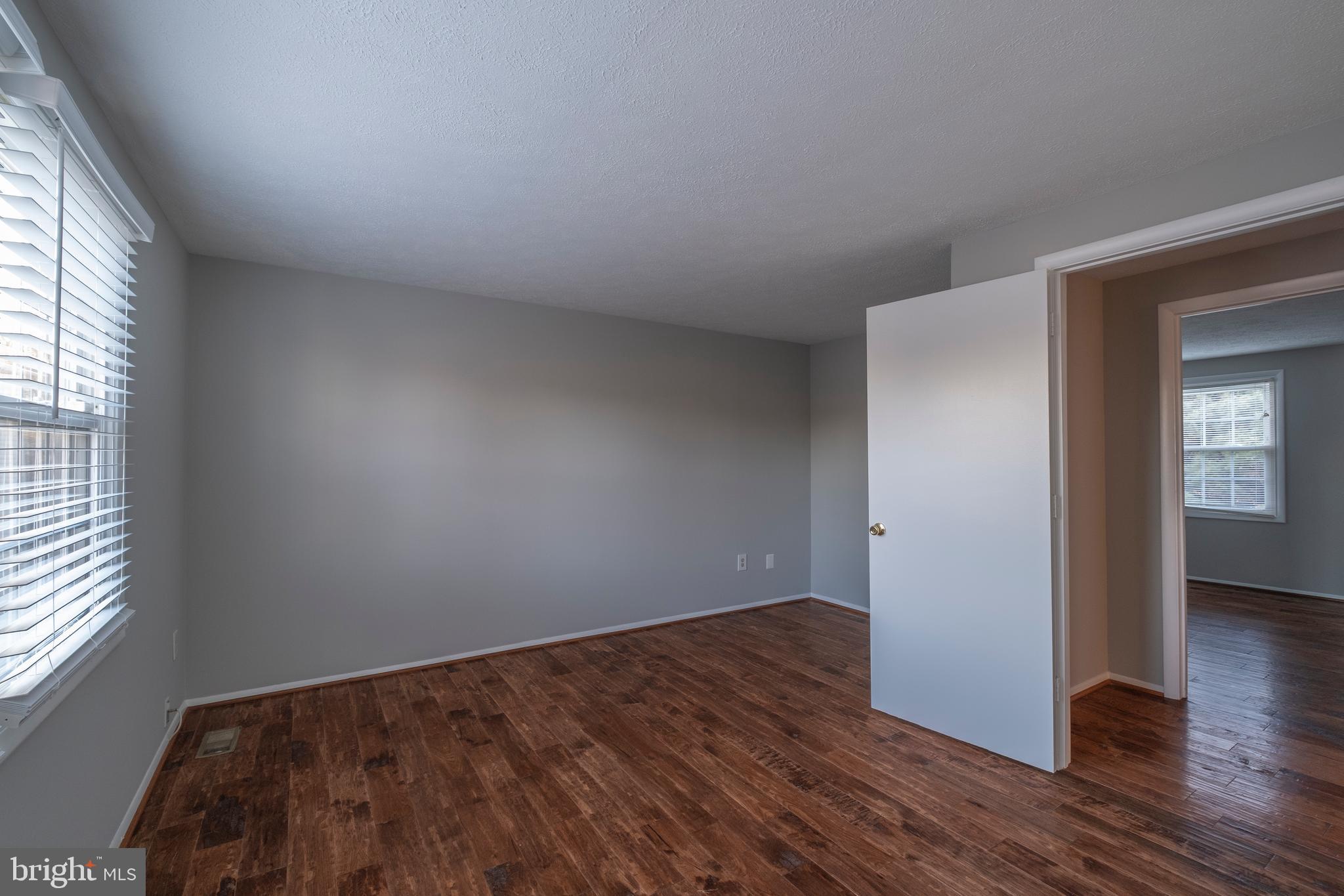 MILL CREEK SOUTH - Residential Lease