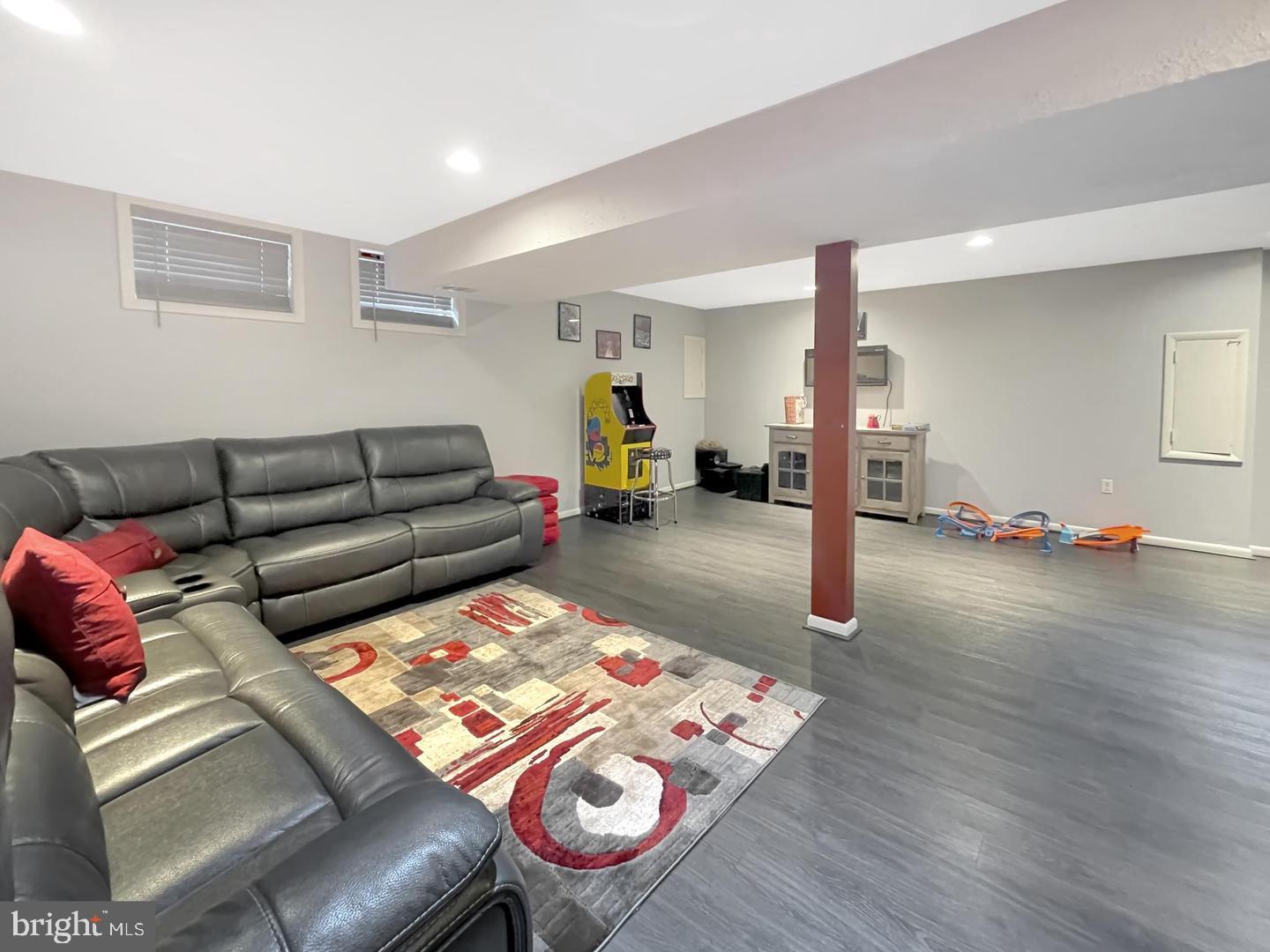 MILL CREEK SOUTH - Residential Lease