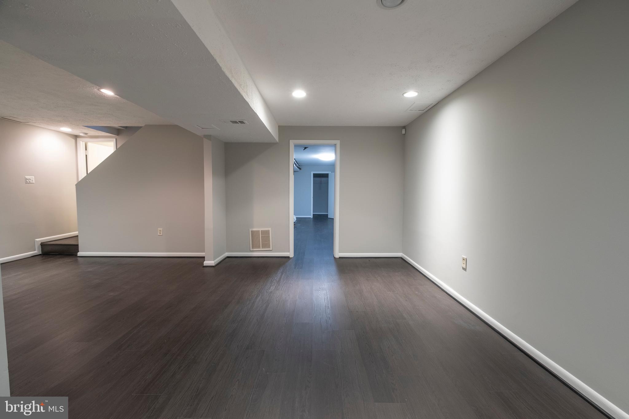 MILL CREEK SOUTH - Residential Lease