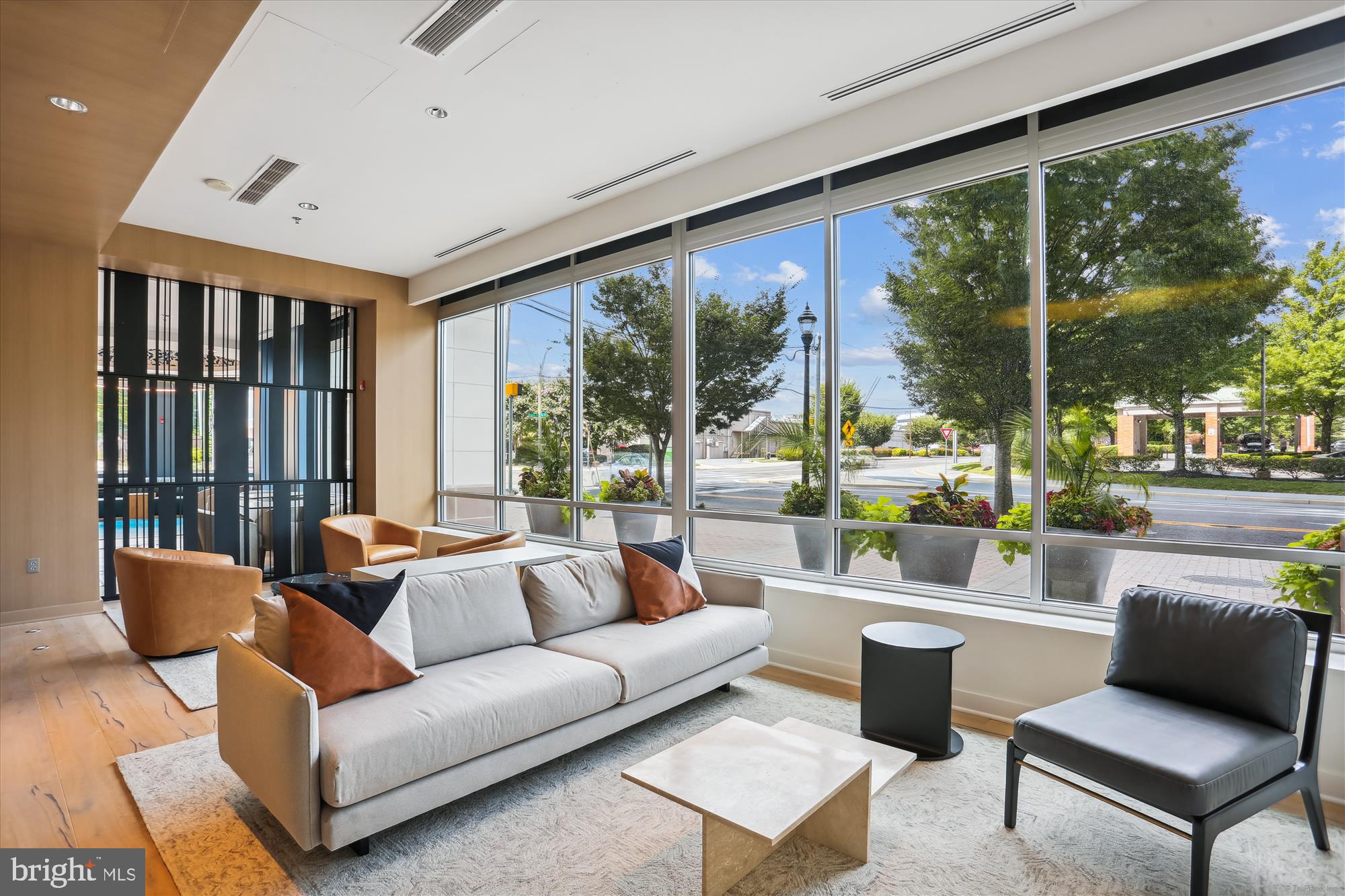 MIDTOWN BETHESDA NORTH - Residential