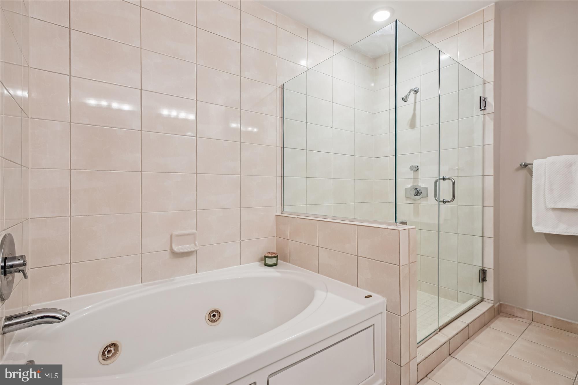 MIDTOWN BETHESDA NORTH - Residential