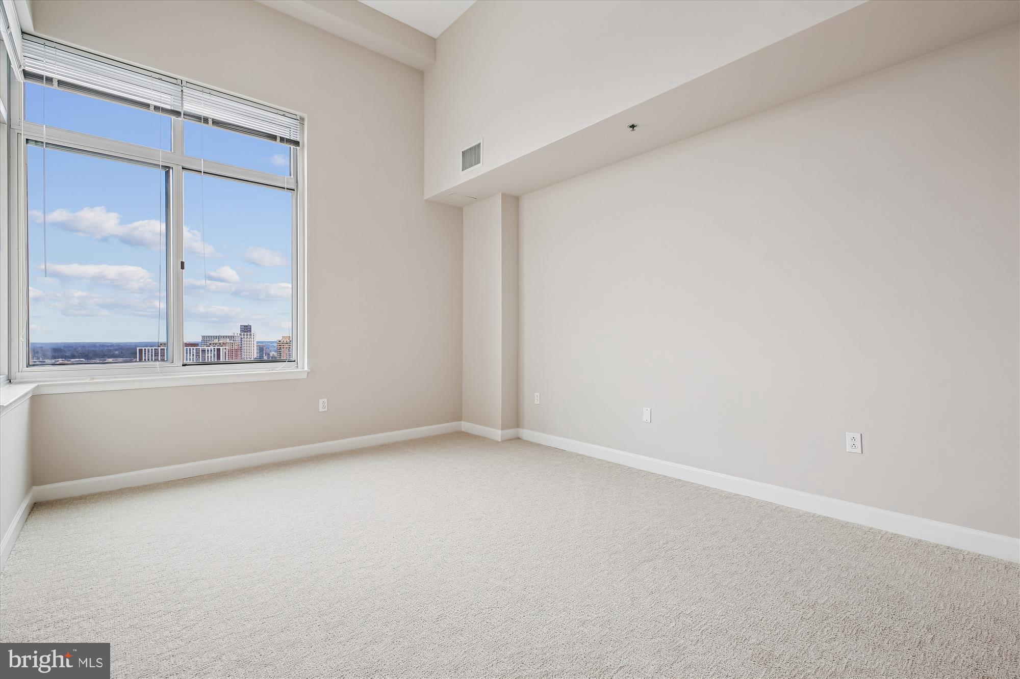 MIDTOWN BETHESDA NORTH - Residential