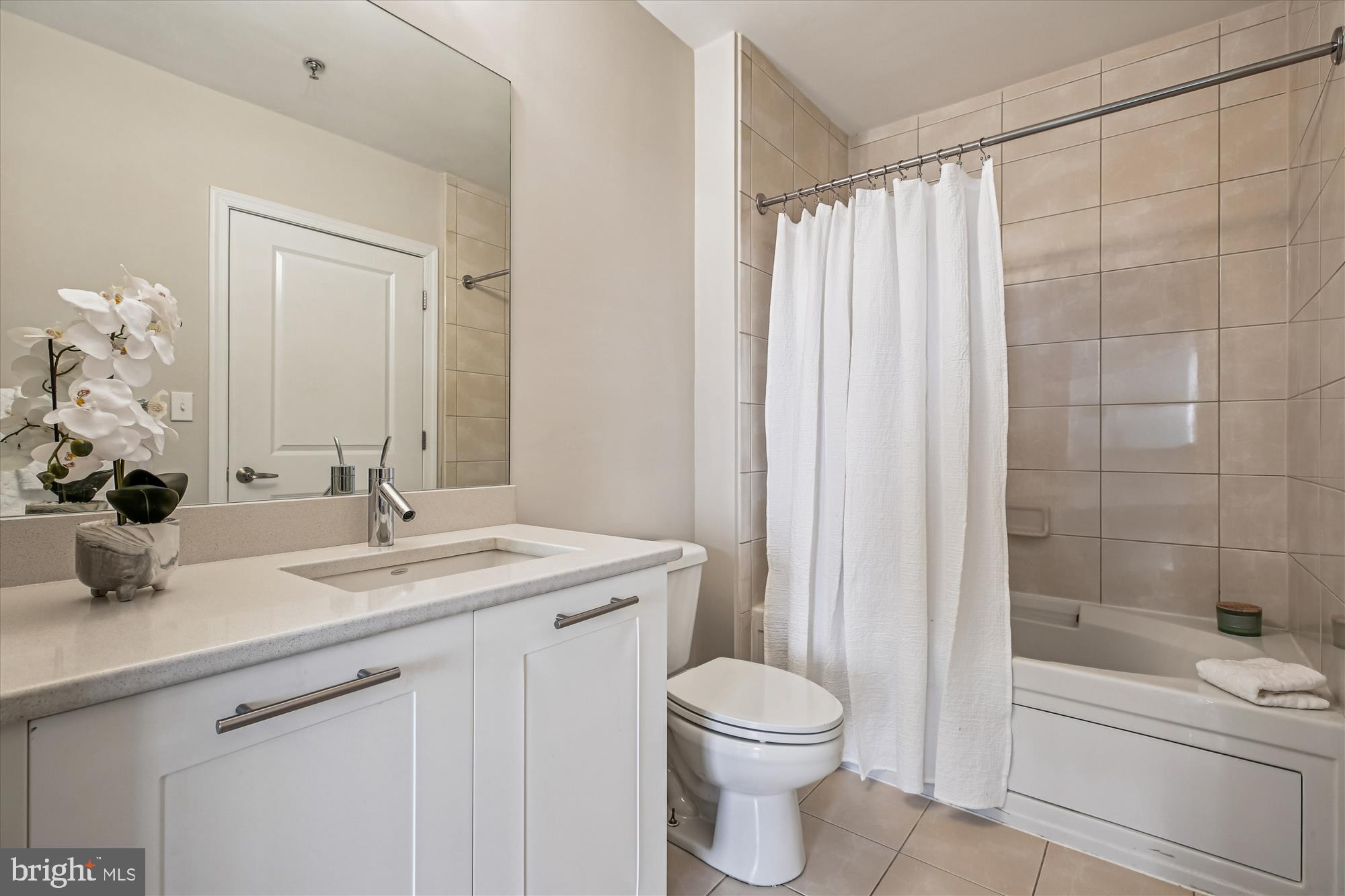 MIDTOWN BETHESDA NORTH - Residential