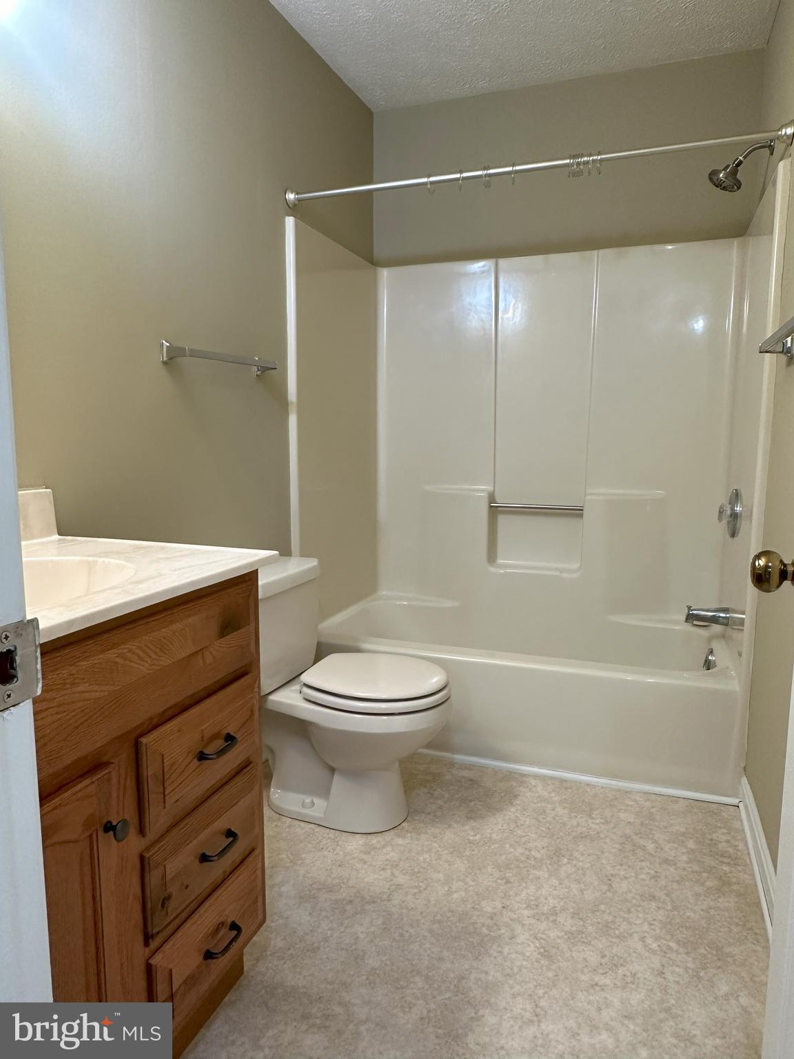 ORCHARD HILL - Residential Lease