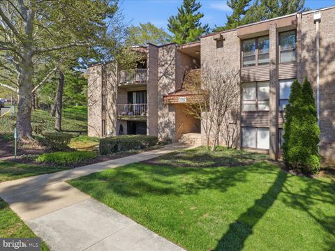 3320 HUNTLEY SQUARE DRIVE T2 TEMPLE HILLS MD 20748