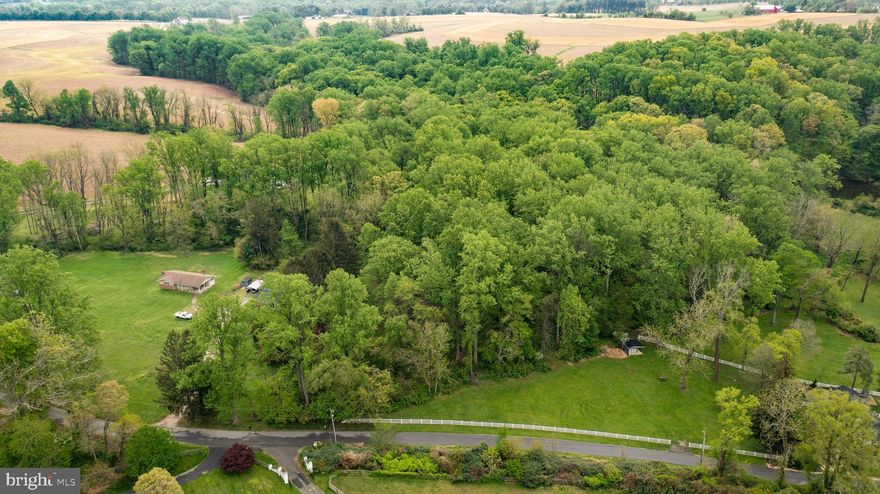 Don't miss this opportunity to own over 4 acres in the Phoenix area with Hereford Schools.  Easement which is set in place allows for road access.  Property includes deer stand, pond and views of a stream.  Use it as a country property to have fun or explore the opportunities to make it a potentially buildable lot. Plat, easement drawing and easement declaration are all uploaded to documents.