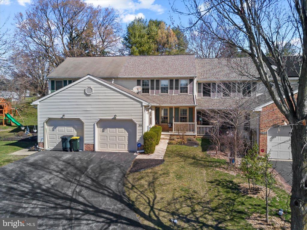 Photo of 21 GREYTHORNE RD, LANCASTER, PA 17603 (MLS # PALA2031682)