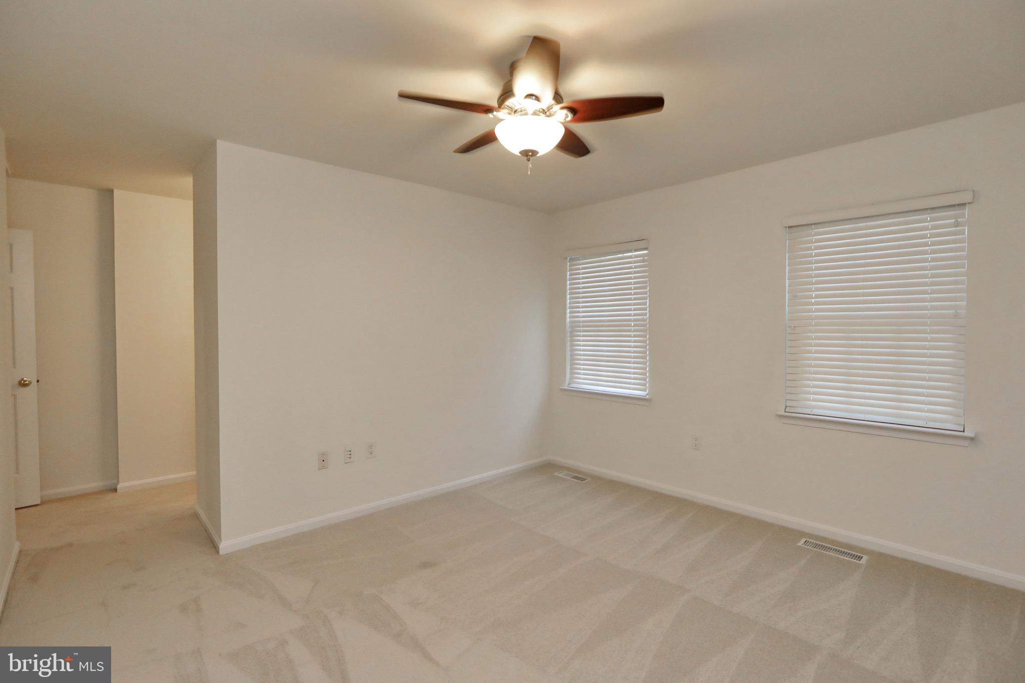 HAMPSHIRE - Residential