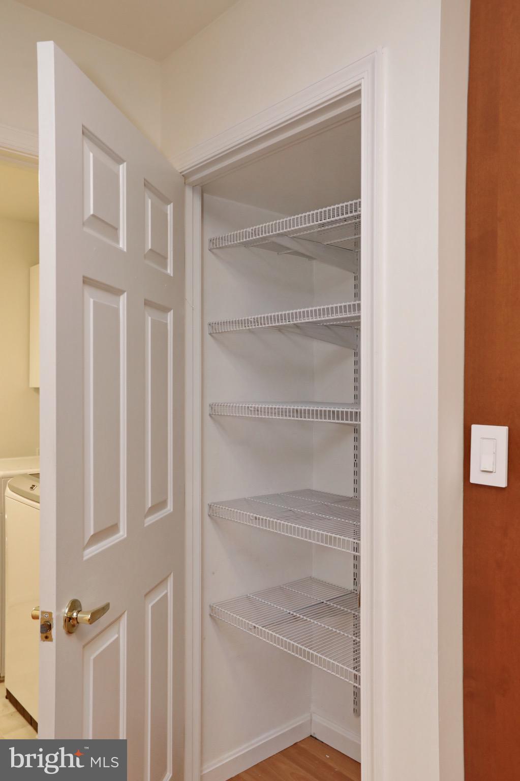 HAMPSHIRE - Residential