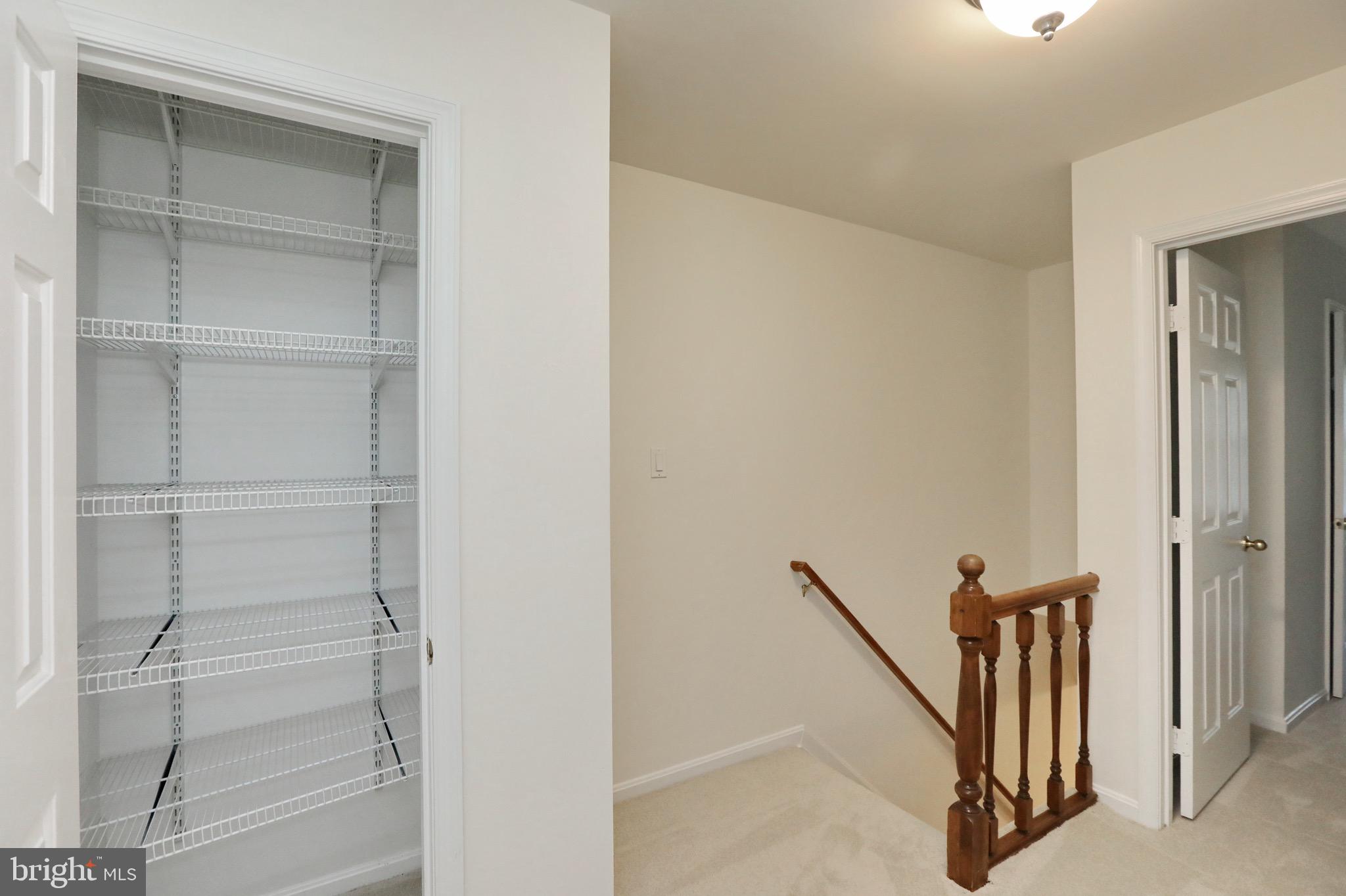 HAMPSHIRE - Residential