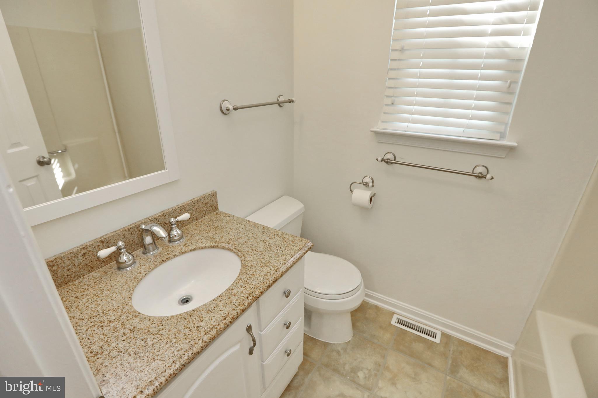 HAMPSHIRE - Residential