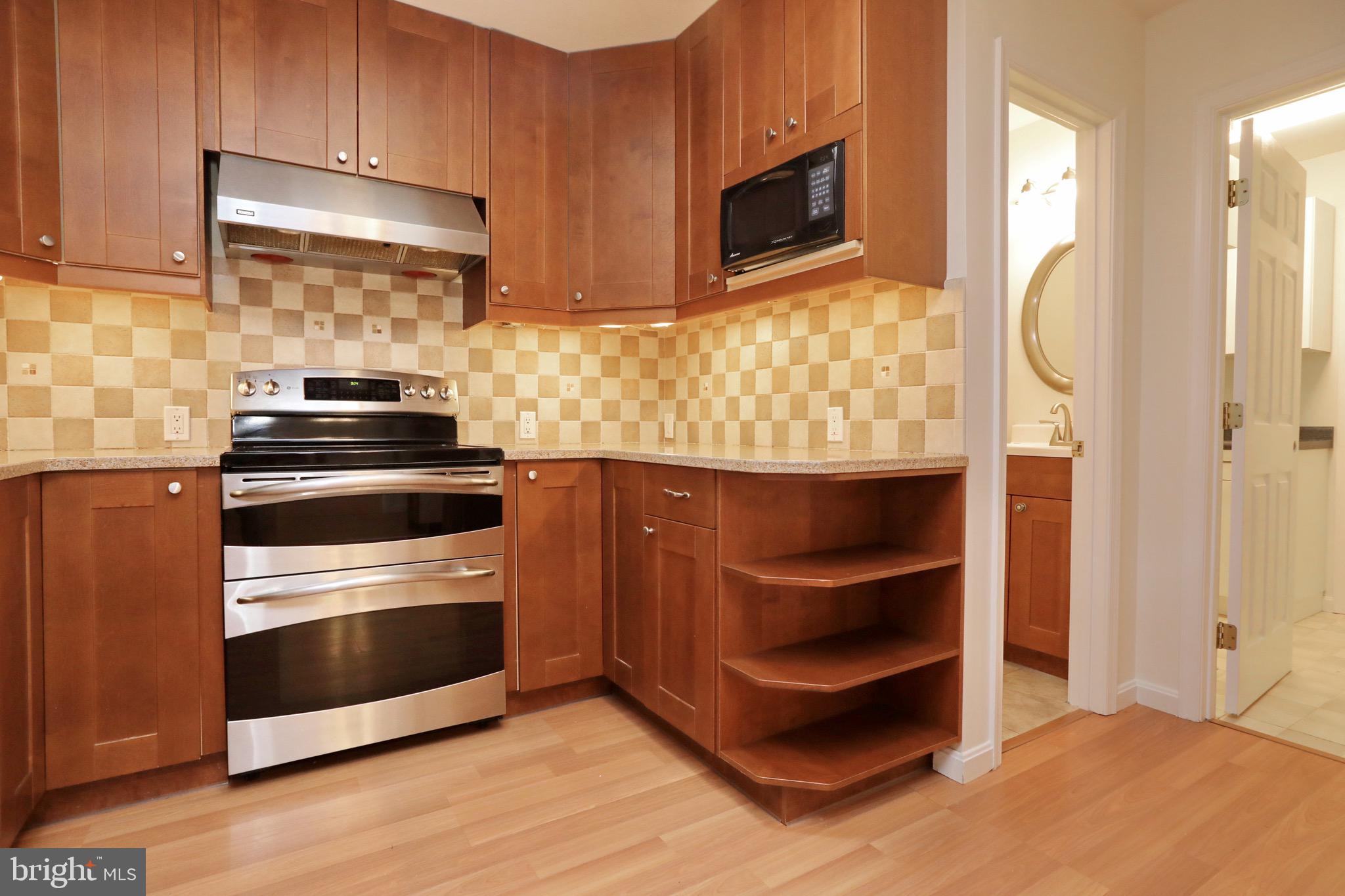 HAMPSHIRE - Residential