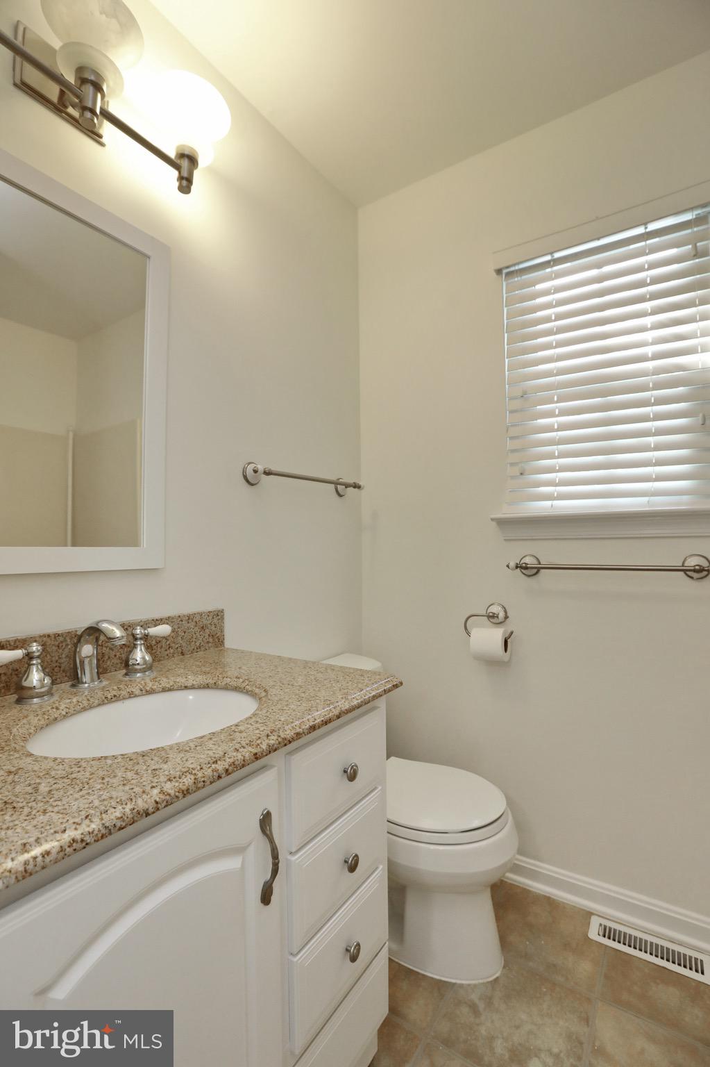 HAMPSHIRE - Residential