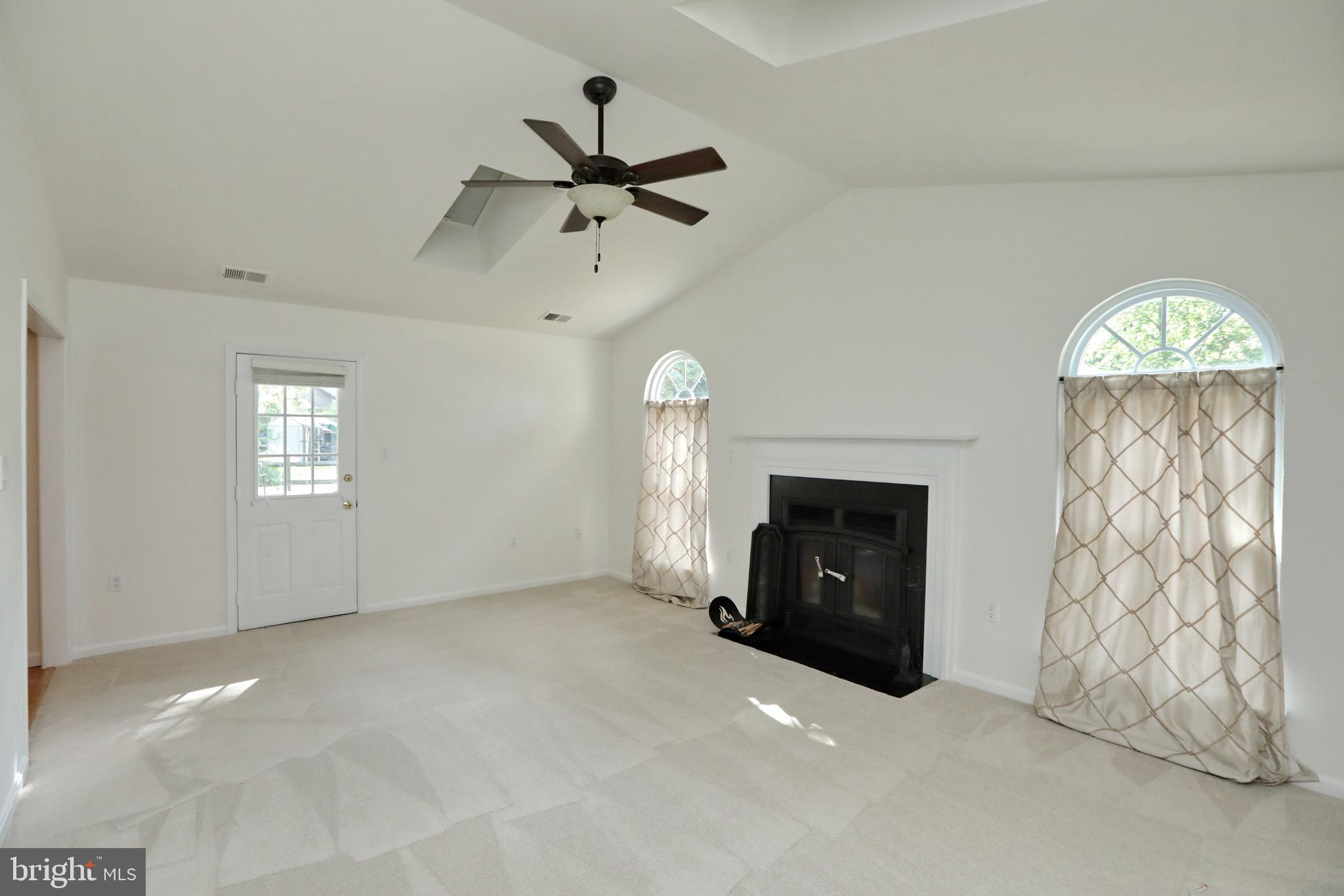 HAMPSHIRE - Residential