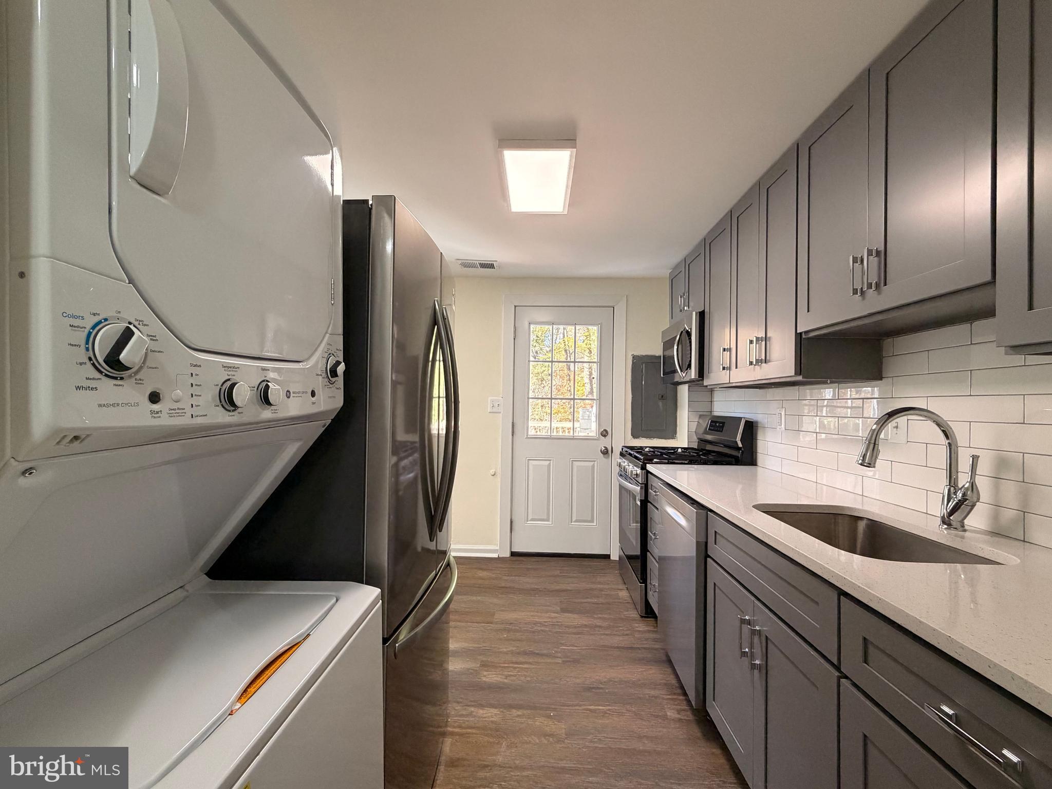 PALMER PARK - Residential