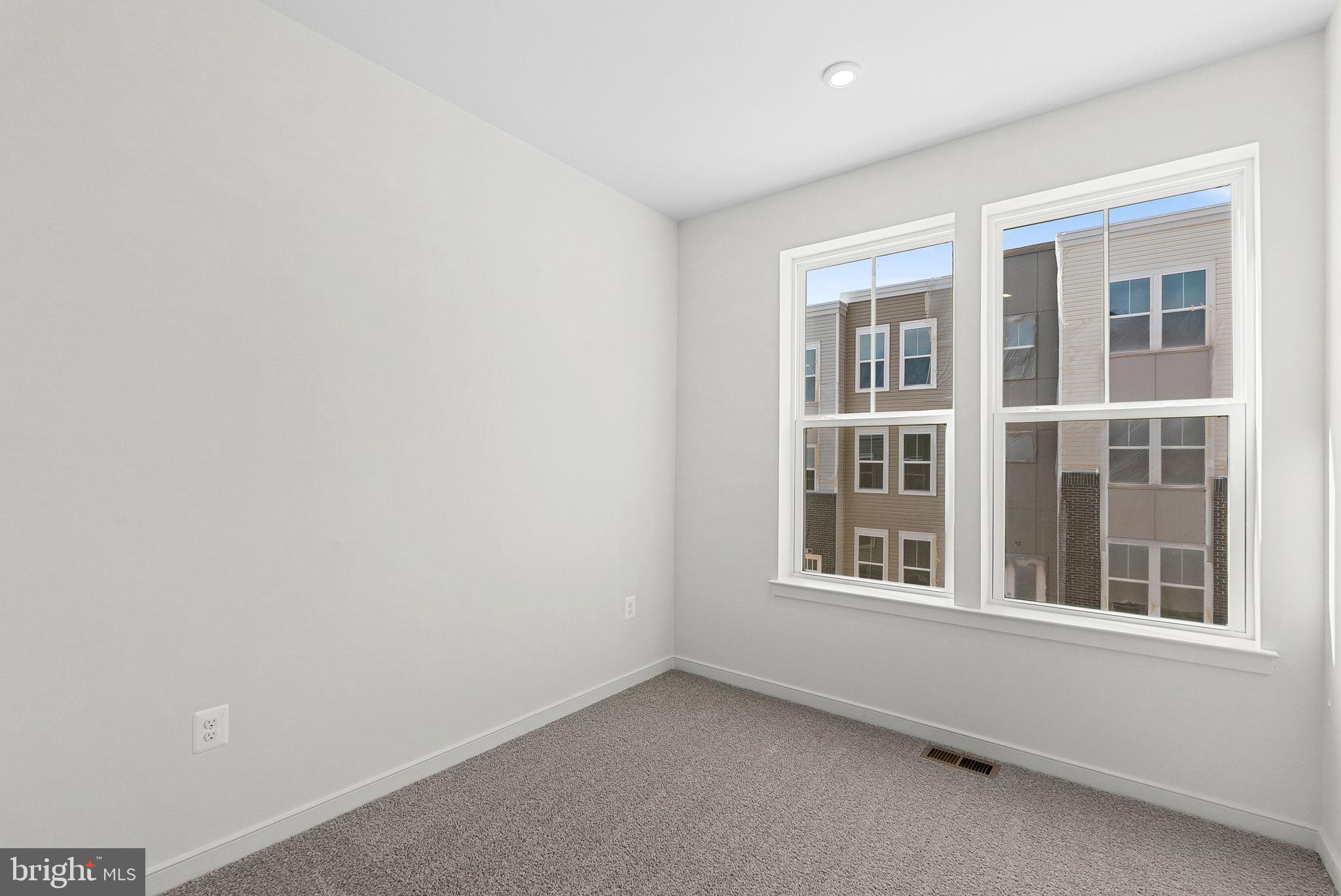 CASCADE LANDING - Residential