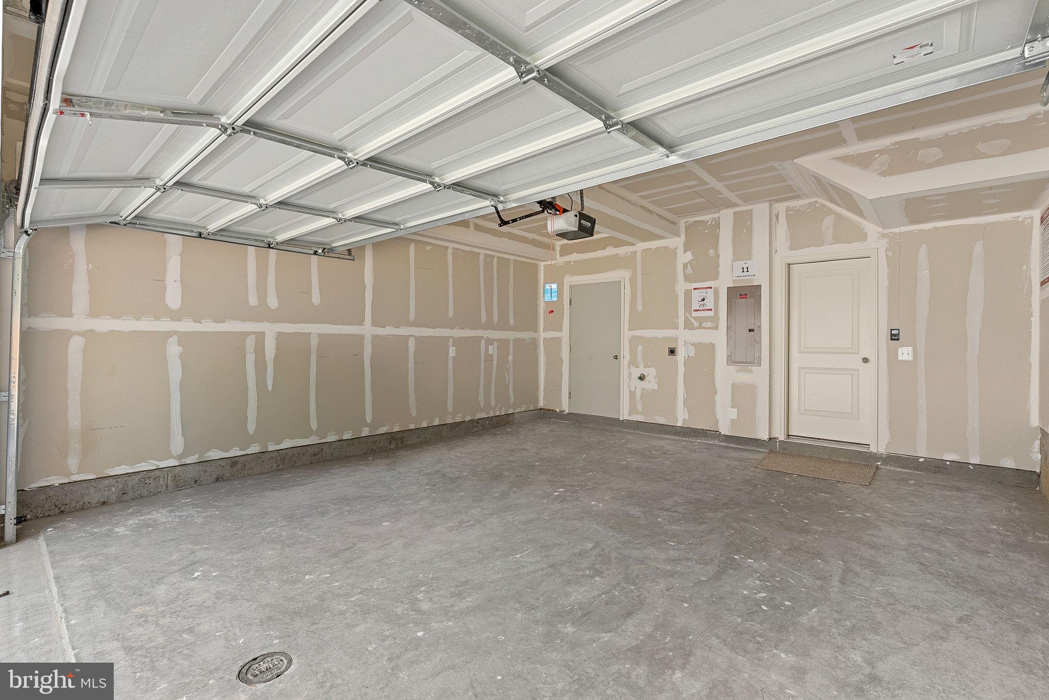 CASCADE LANDING - Residential