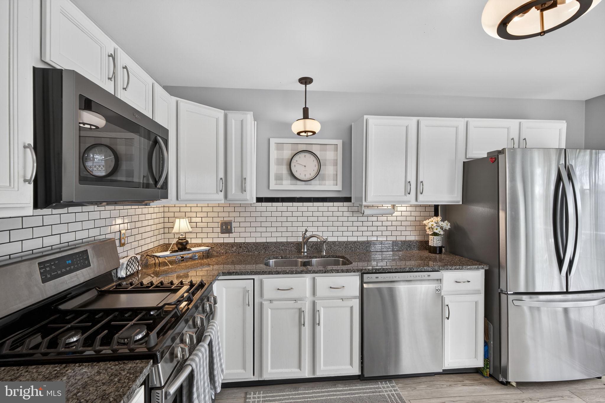 WINNERS CIRCLE - Residential