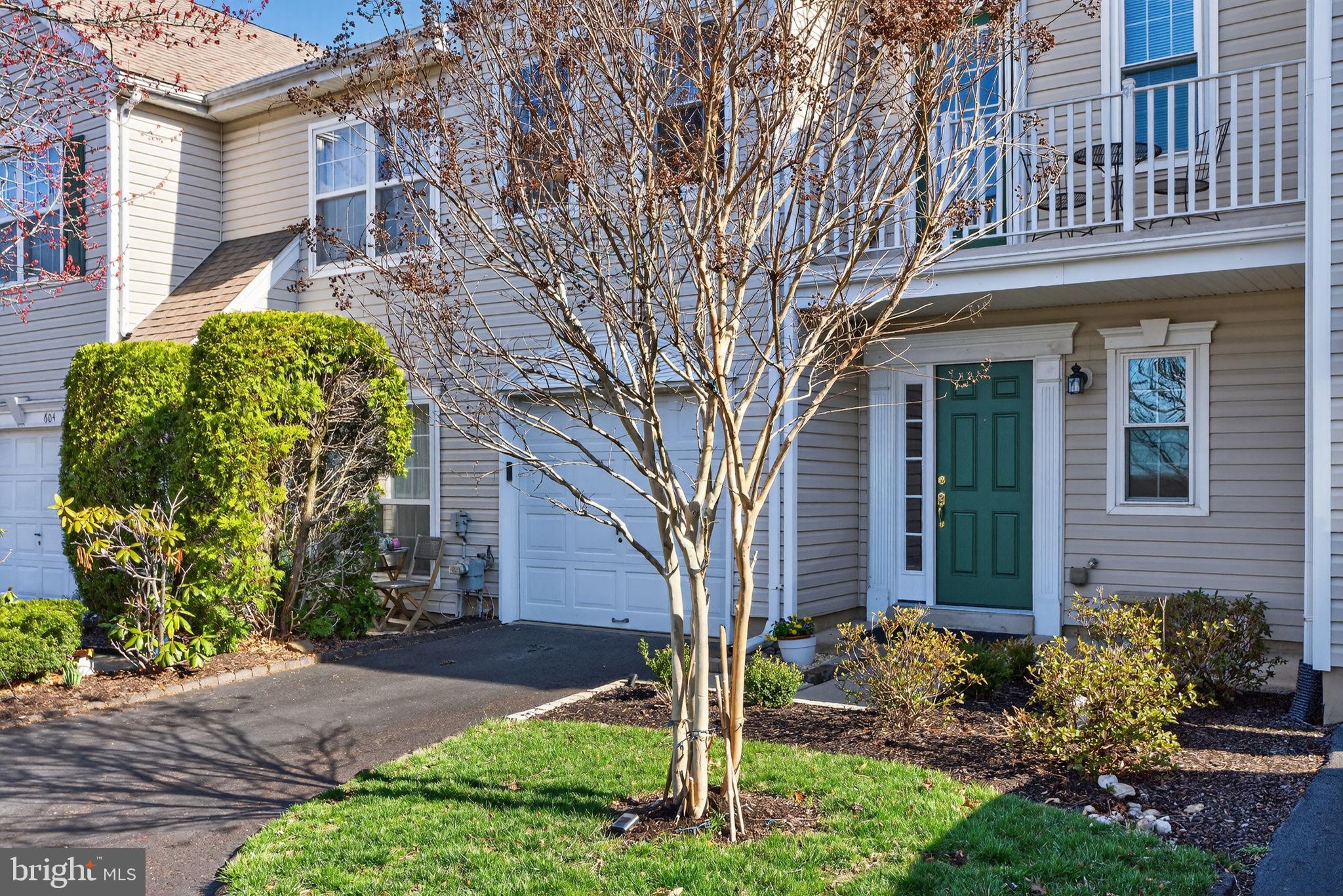 WINNERS CIRCLE - Residential