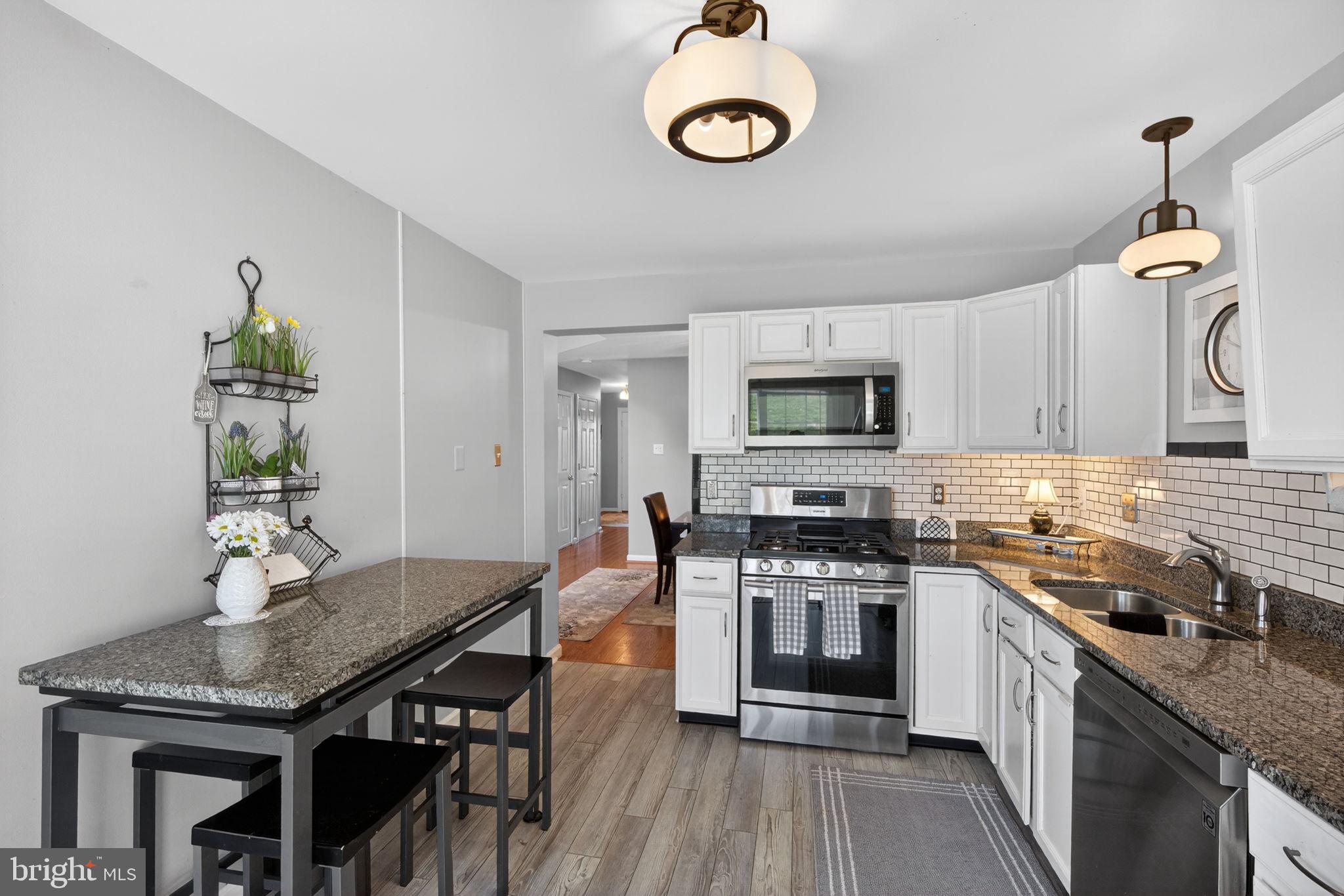 WINNERS CIRCLE - Residential