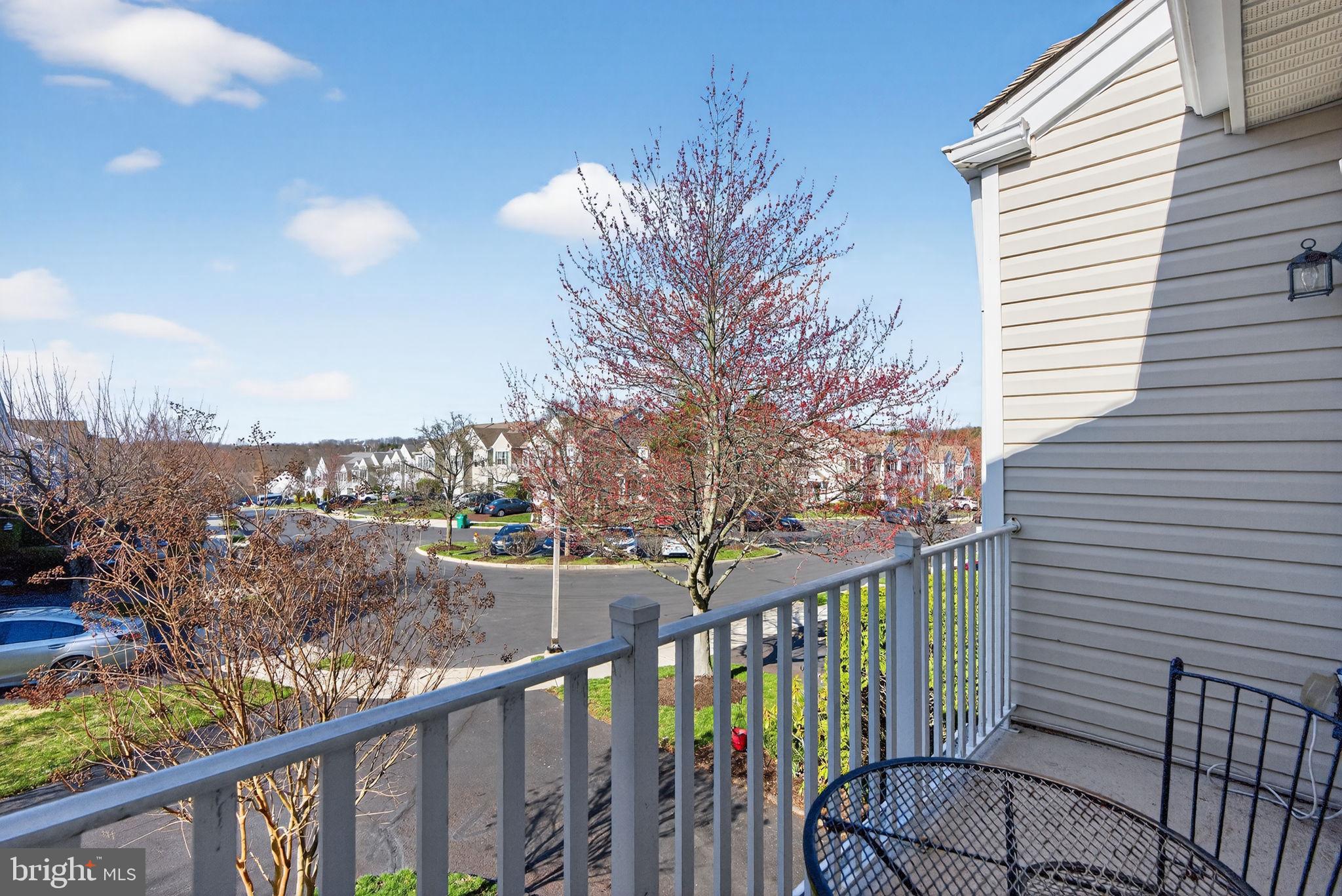 WINNERS CIRCLE - Residential