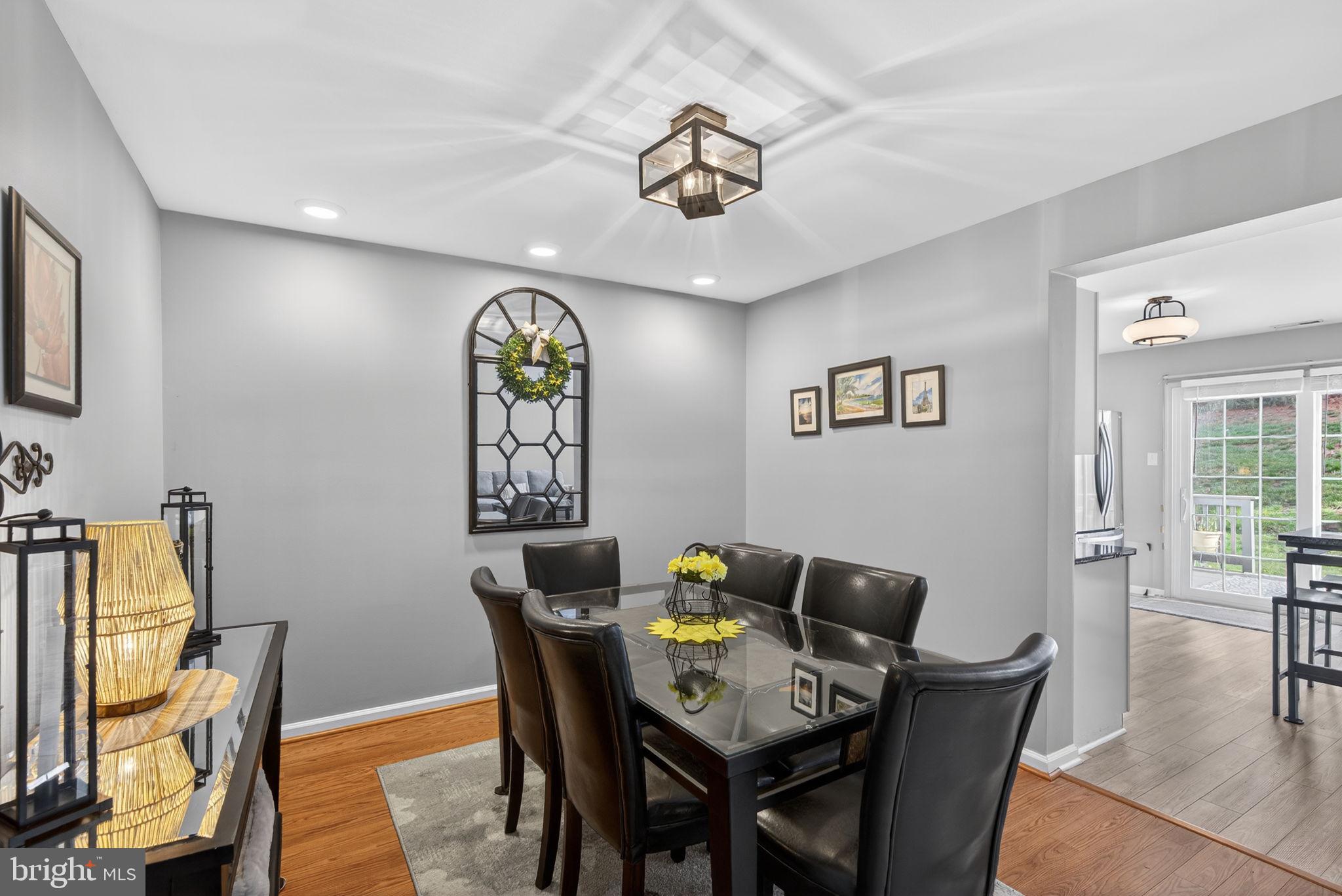 WINNERS CIRCLE - Residential