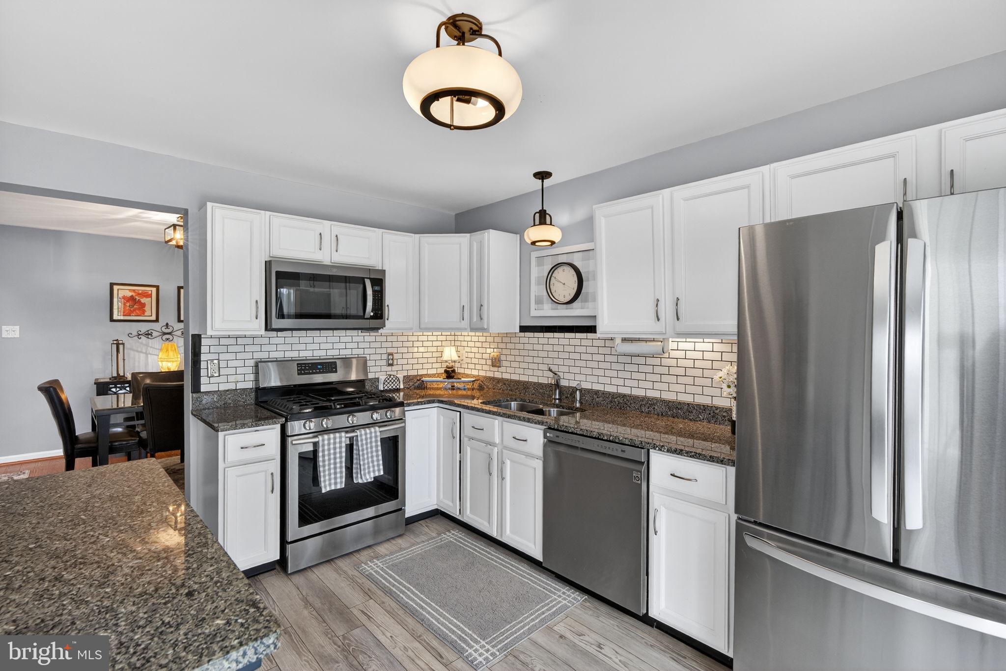 WINNERS CIRCLE - Residential