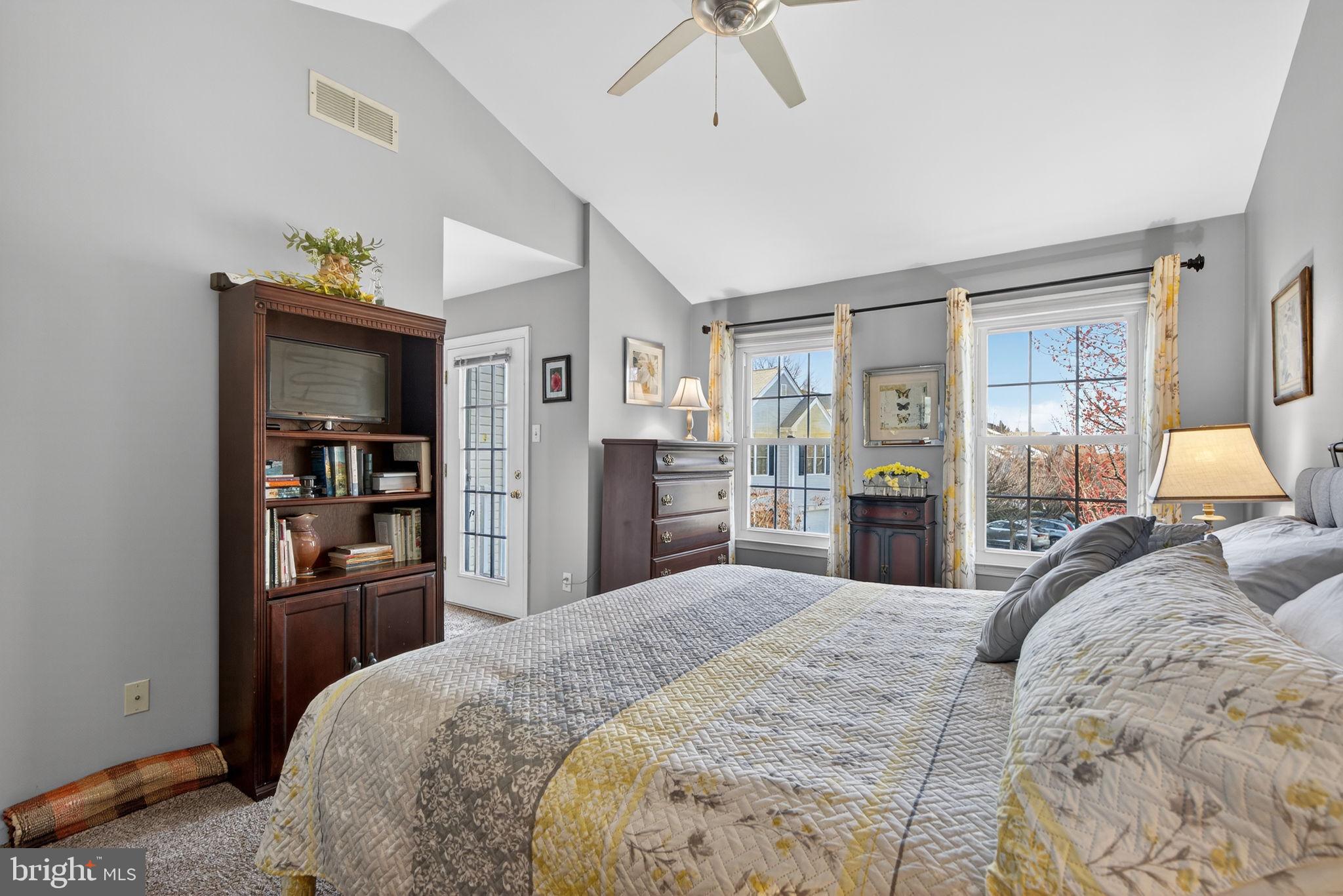 WINNERS CIRCLE - Residential