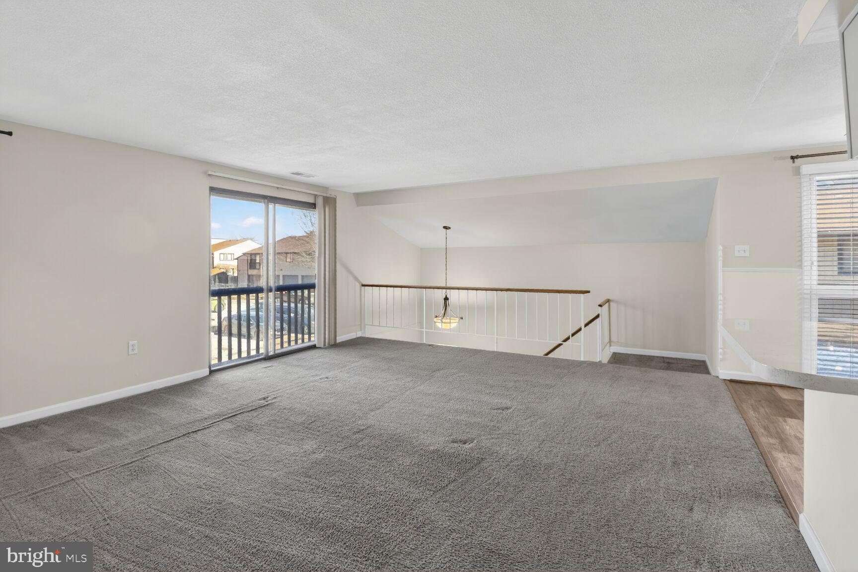 WOODSIDE SQUARE - Residential