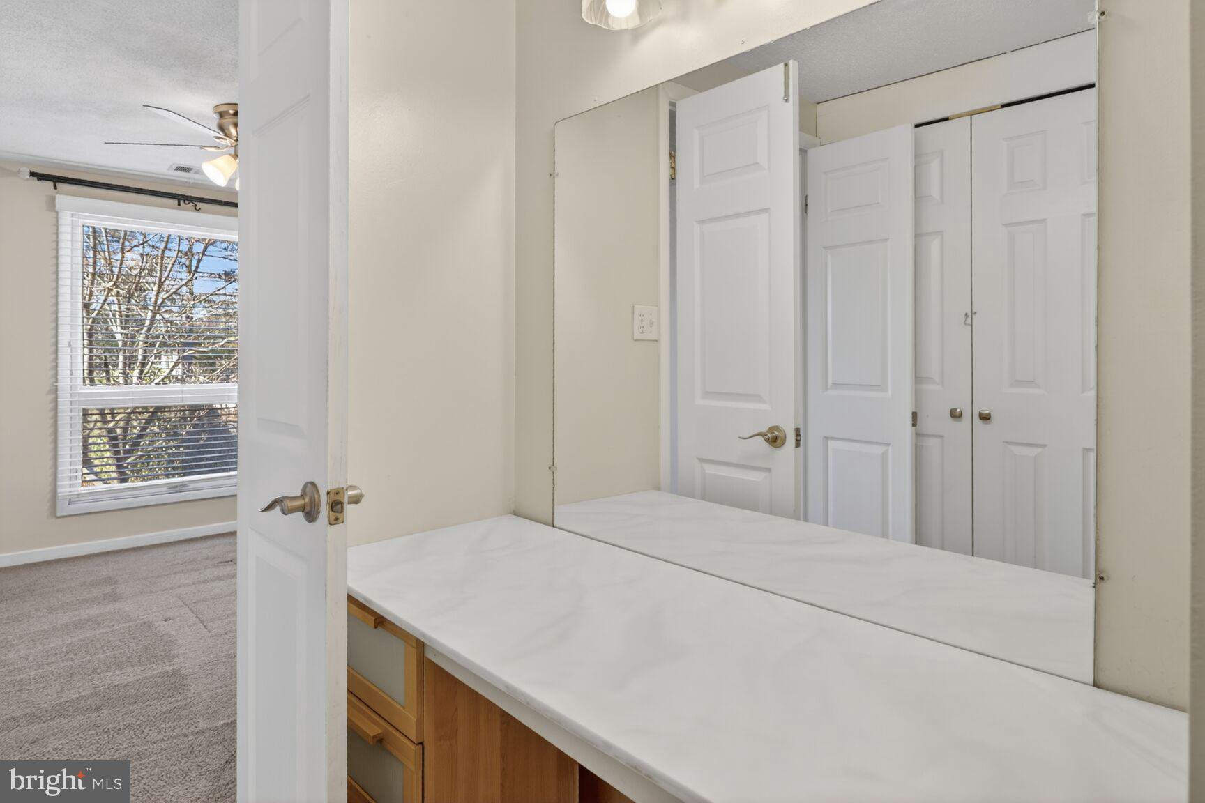 WOODSIDE SQUARE - Residential