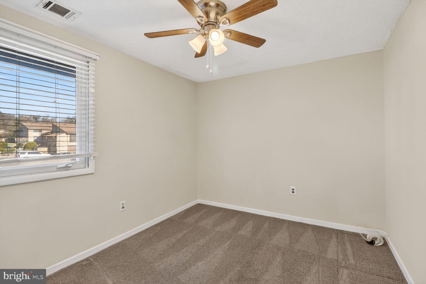 WOODSIDE SQUARE - Residential