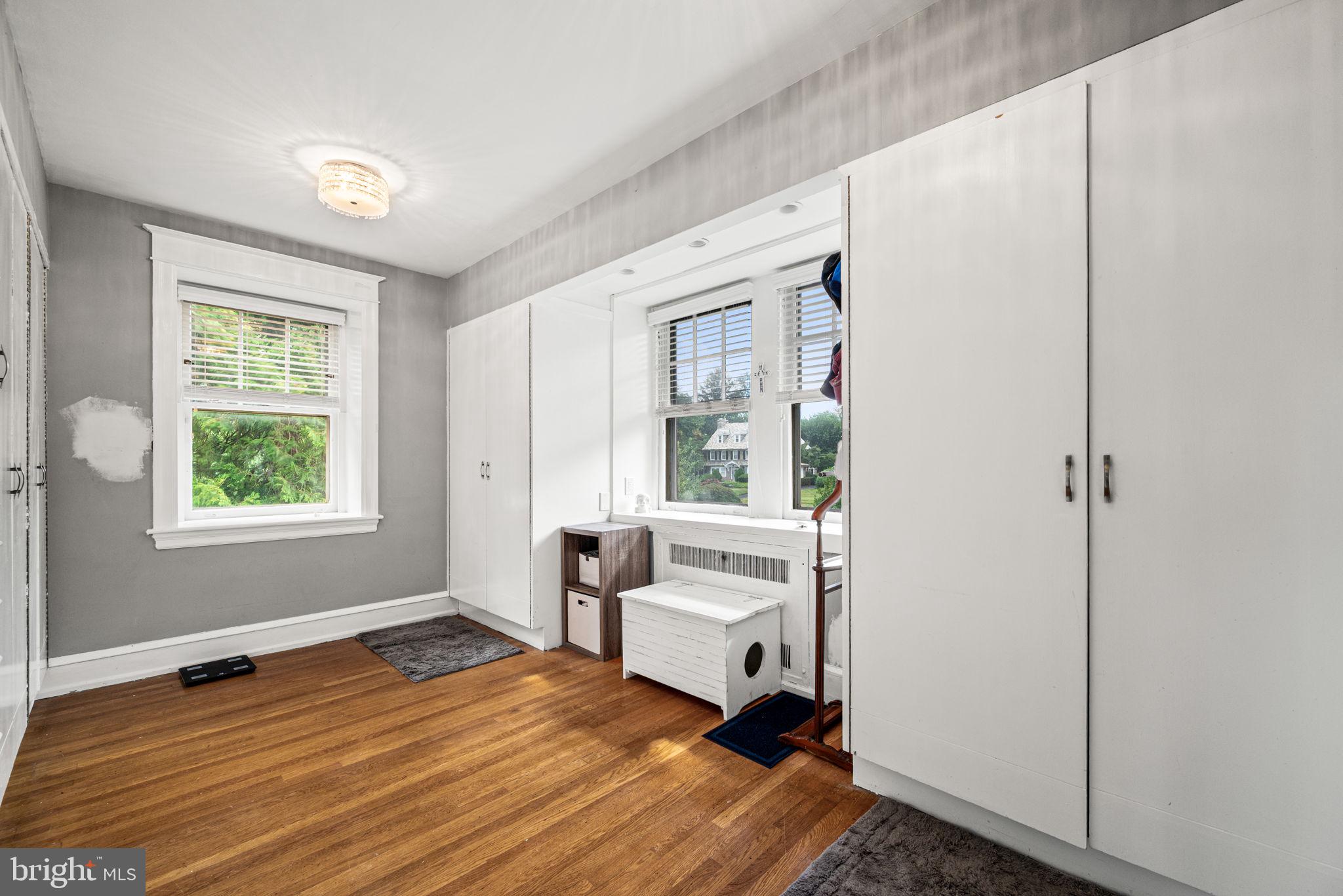 ELKINS PARK - Residential