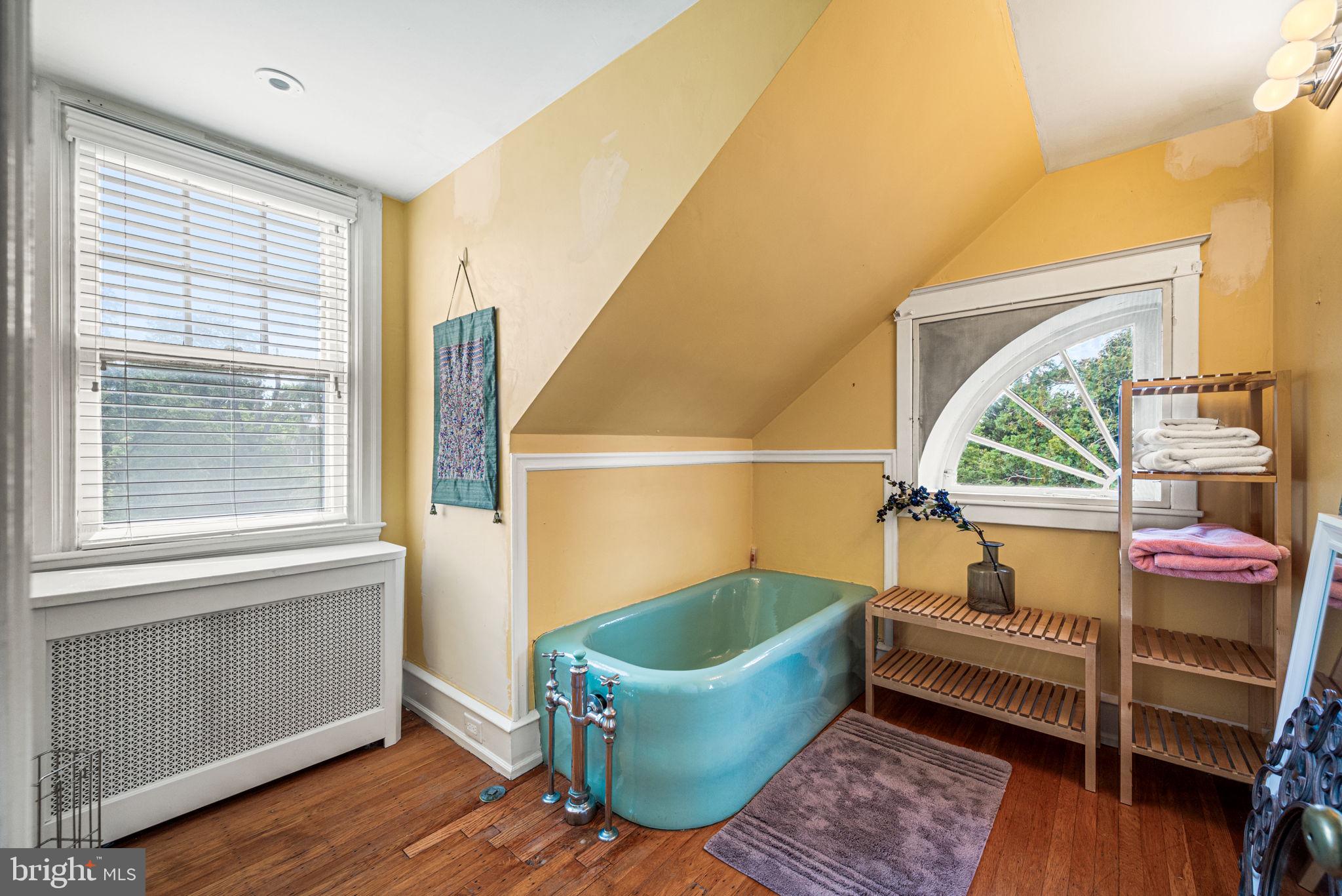 ELKINS PARK - Residential