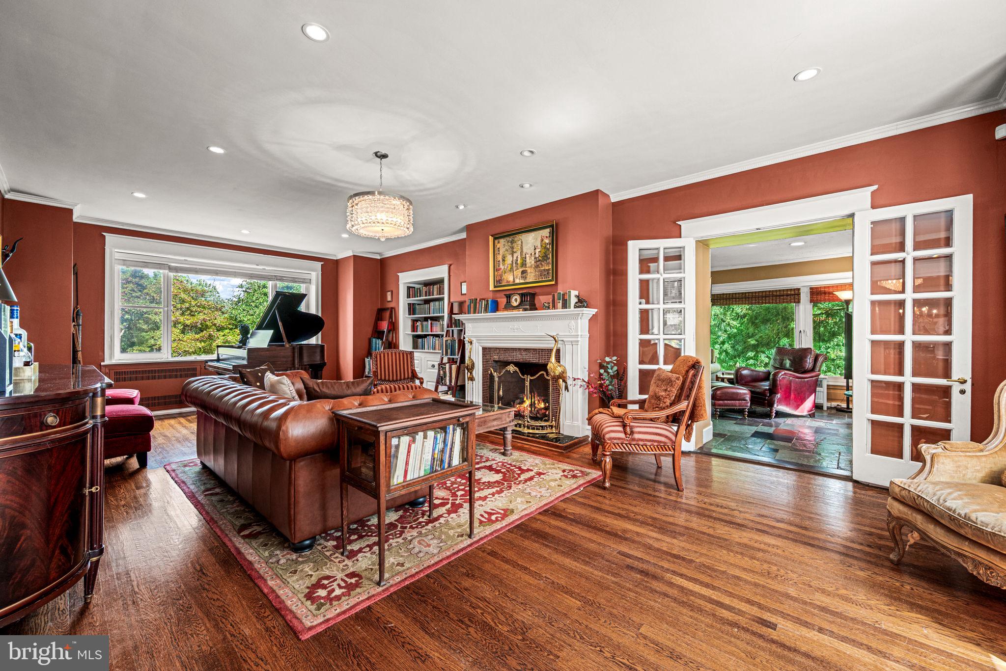 ELKINS PARK - Residential