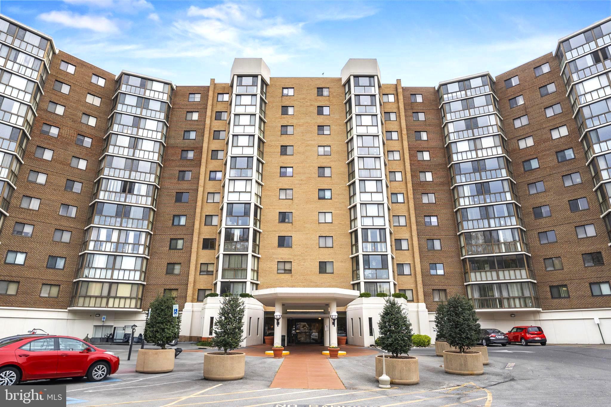 GREENS AT LEISURE WORLD - Residential