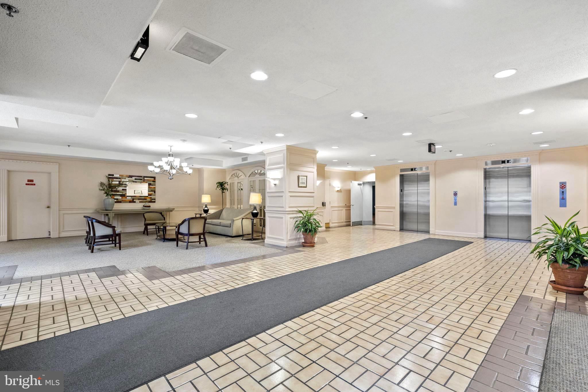 GREENS AT LEISURE WORLD - Residential