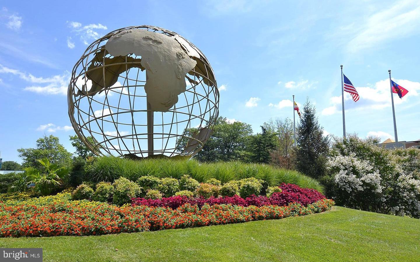 GREENS AT LEISURE WORLD - Residential