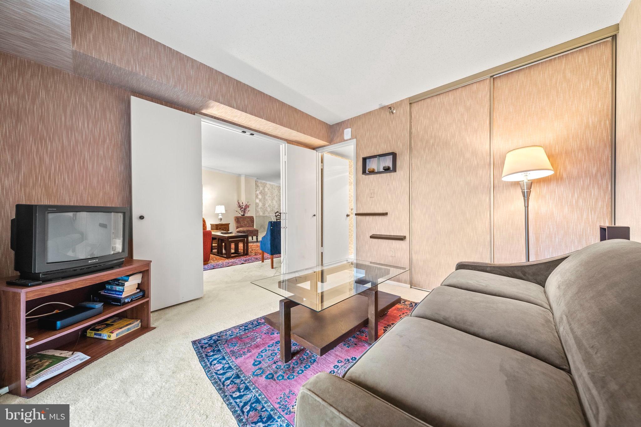 GREENS AT LEISURE WORLD - Residential