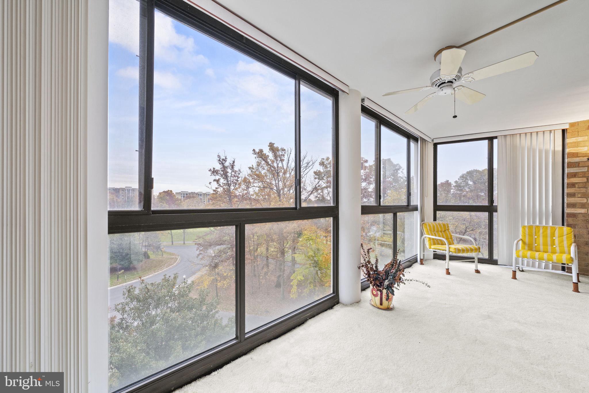 GREENS AT LEISURE WORLD - Residential